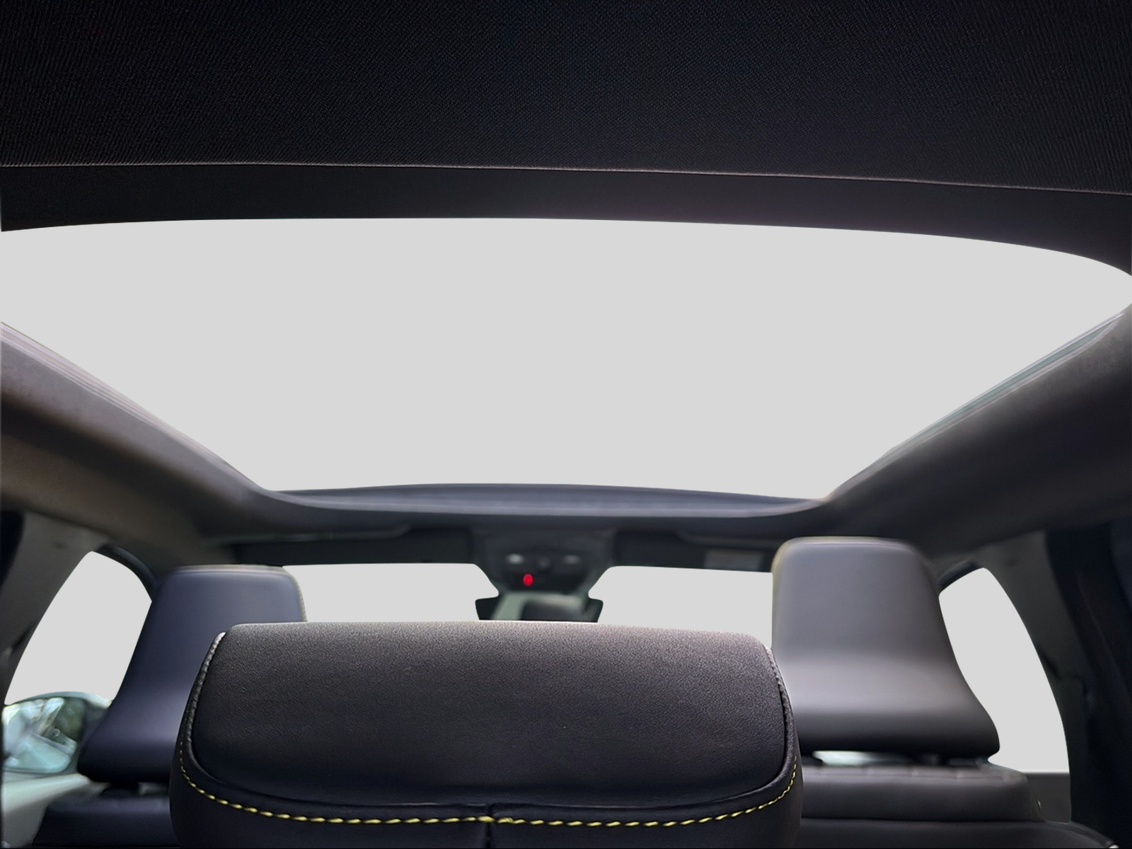 RENAULT R4 E-Tech Comfort Range plein sud iconic-image-8