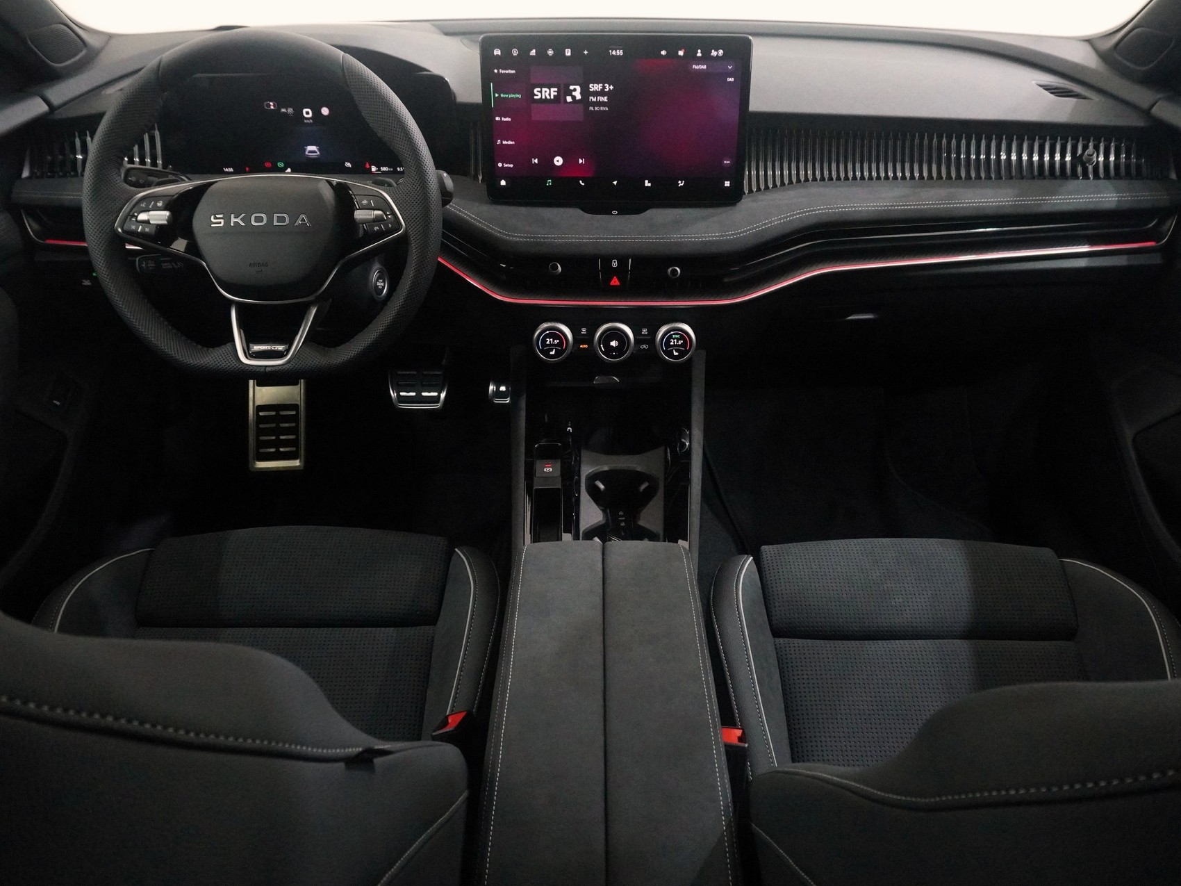 SKODA Superb 2.0 TDI Sportline 4x4 DSG-image-11