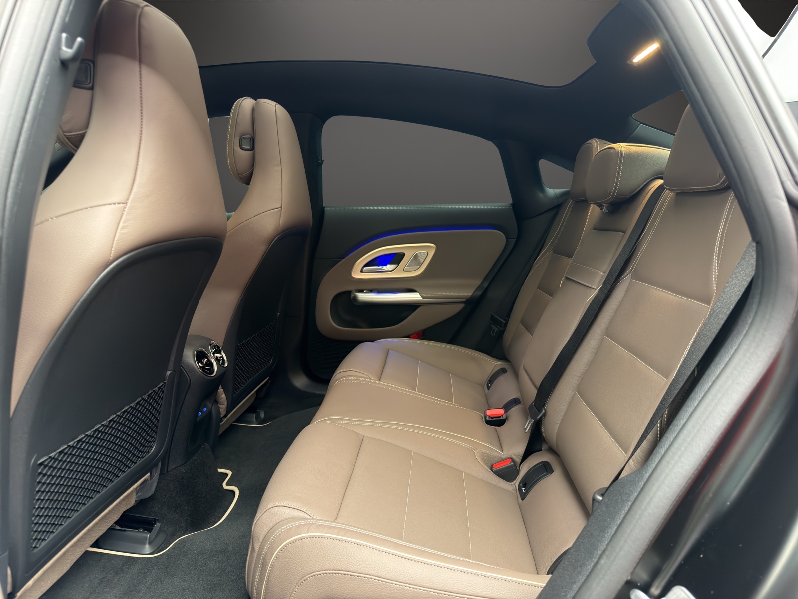 MERCEDES-BENZ CLA 350+ 85 kWh EQ-image-9