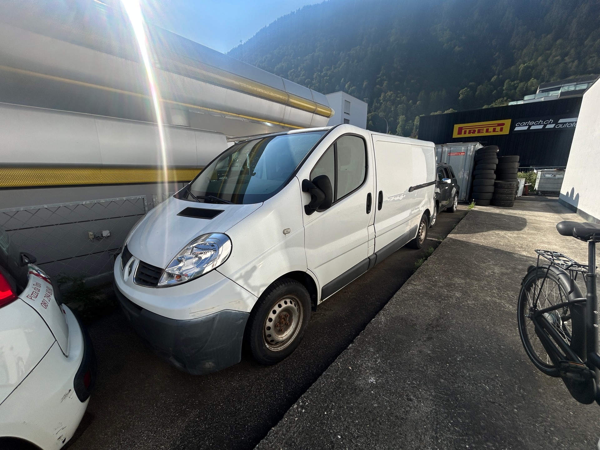 RENAULT Trafic 2.0 dCi 115 2.9t L2H1-image-0