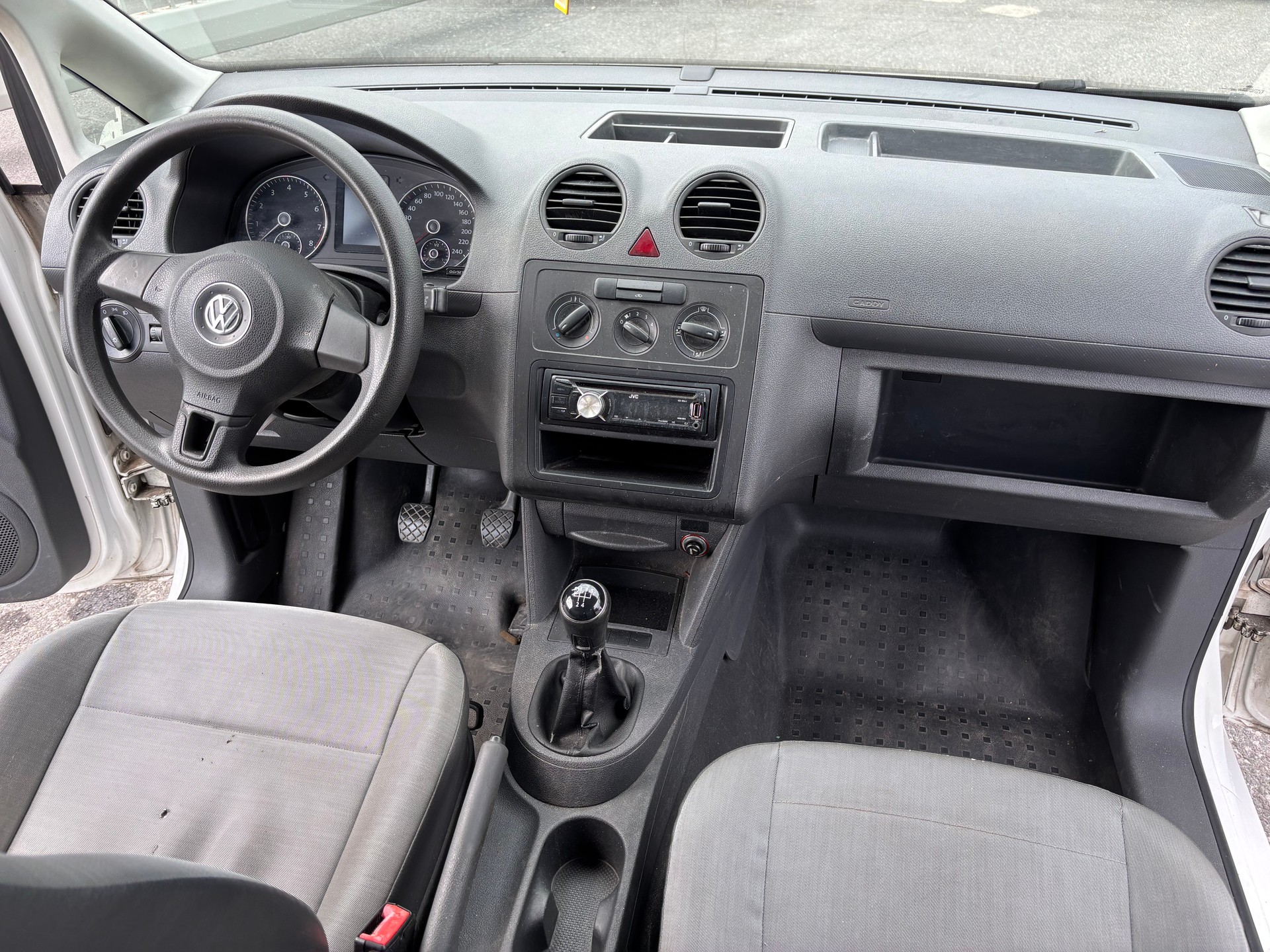 VW Caddy 1.2 TSI-image-6