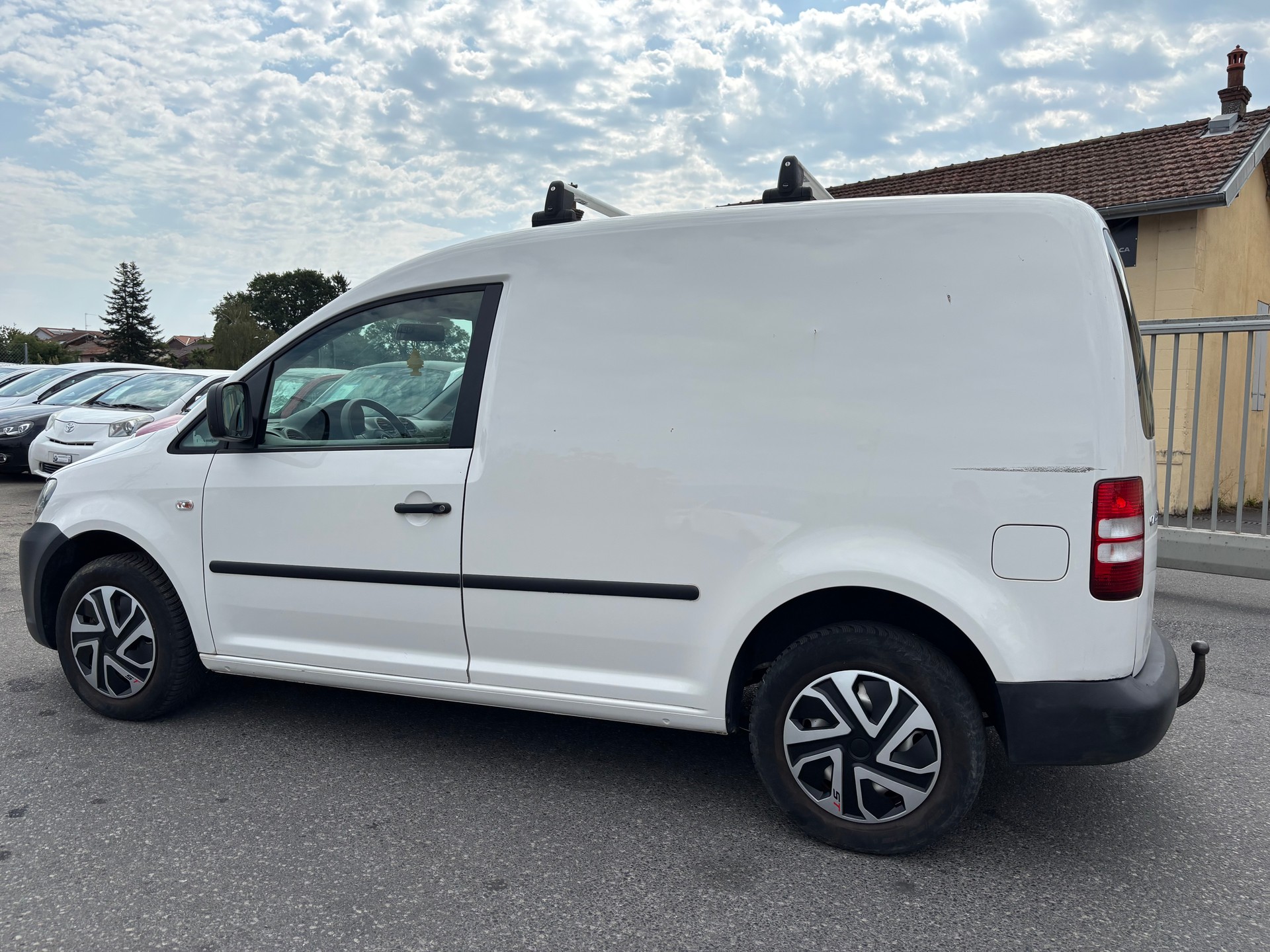 VW Caddy 1.2 TSI-image-5