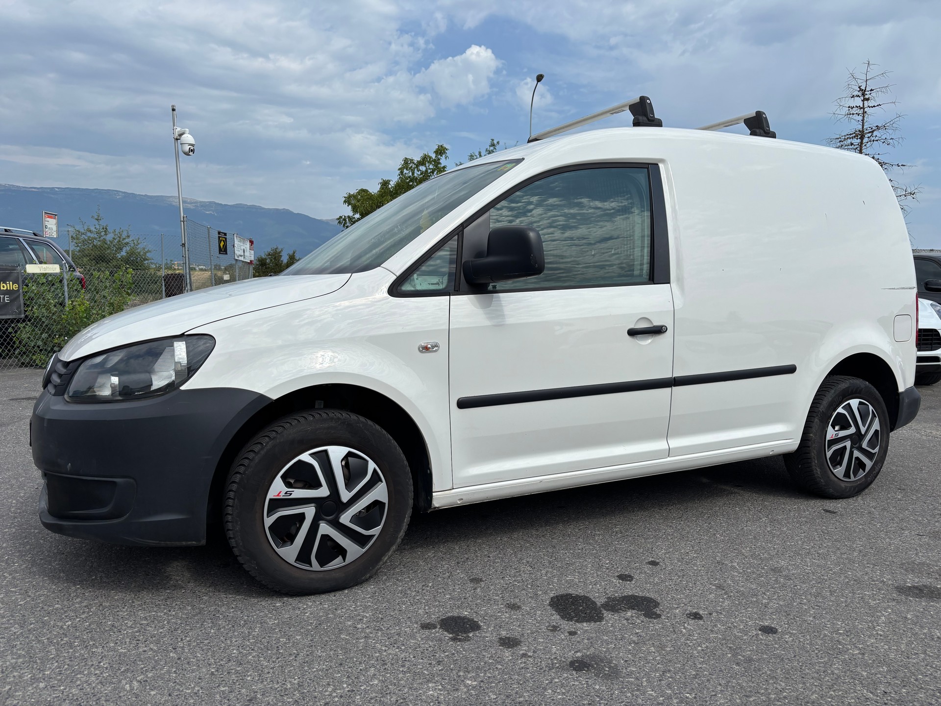 VW Caddy 1.2 TSI-image-1