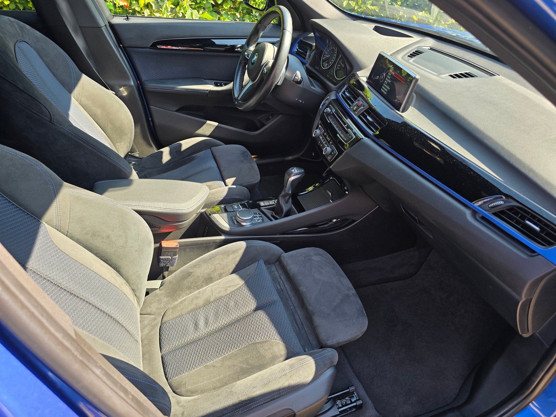BMW X1 xDrive 25i M Sport Steptronic-image-12