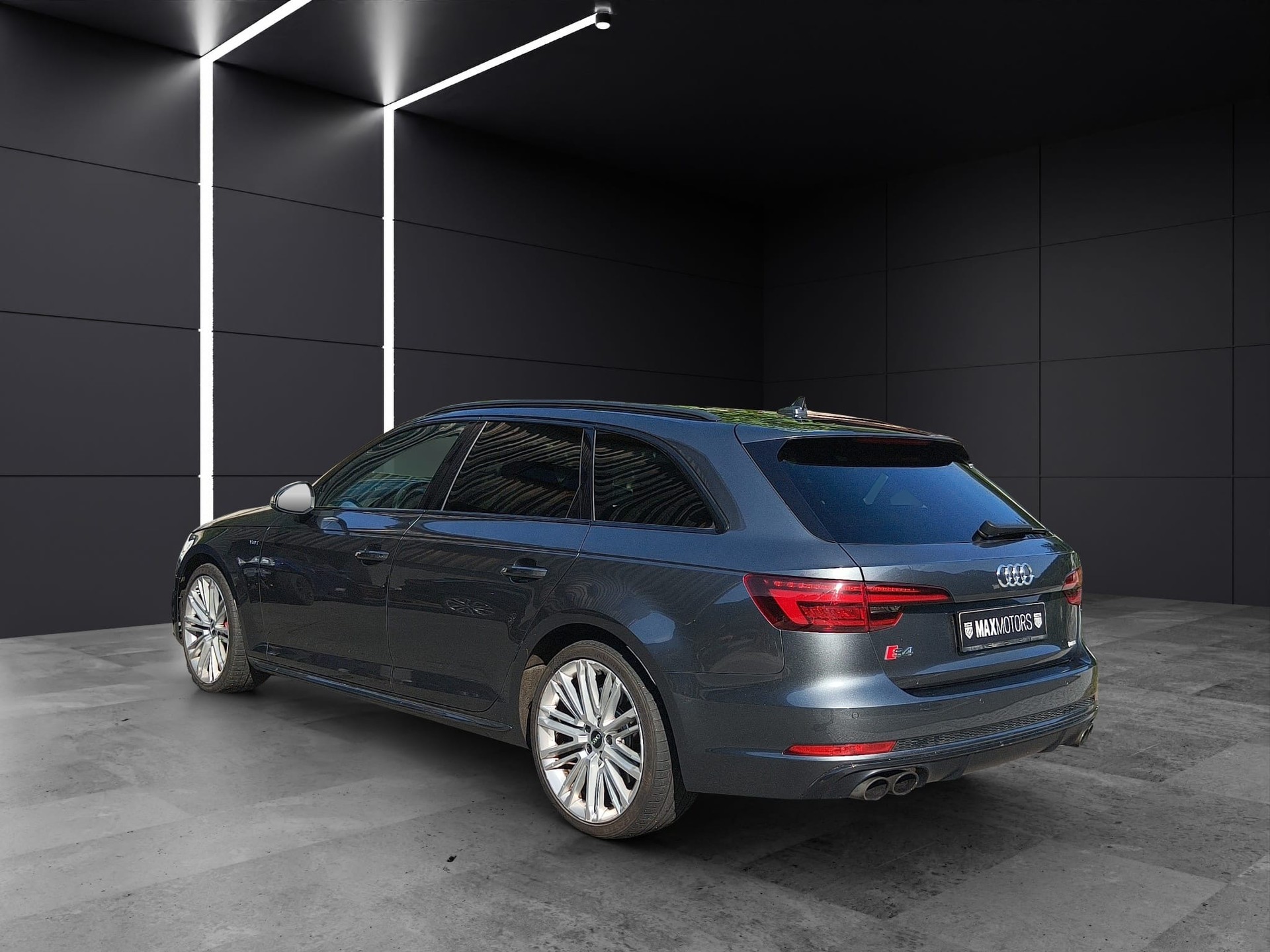AUDI 3.0 V6 TFSI quattro S-Tronic-image-4