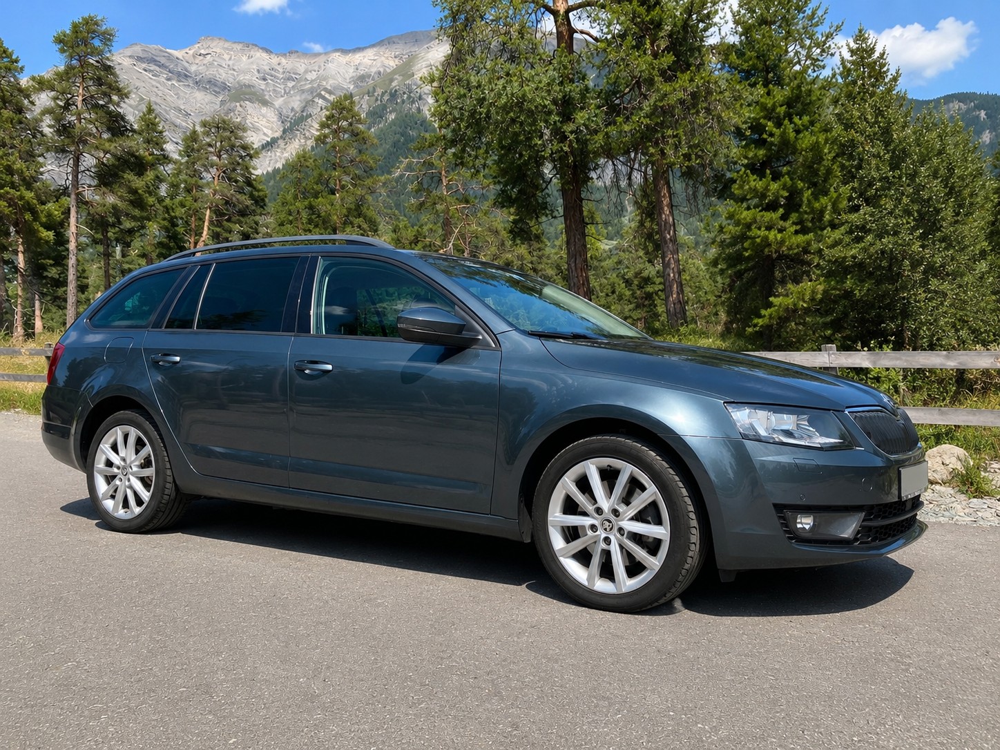 SKODA 2.0 TDI 184 Swiss Joy 4x4 DSG-image-1