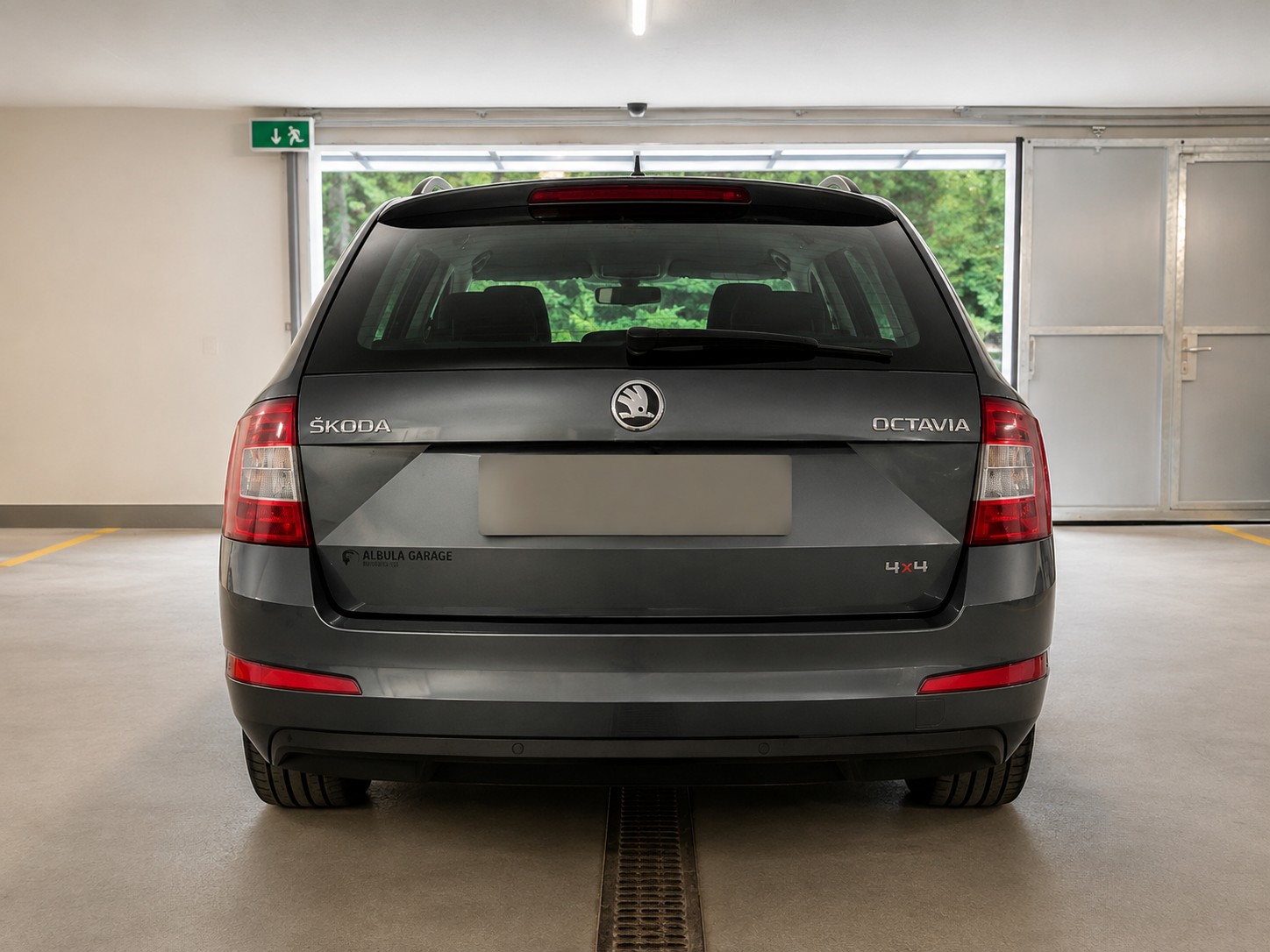 SKODA 2.0 TDI 184 Swiss Joy 4x4 DSG-image-2