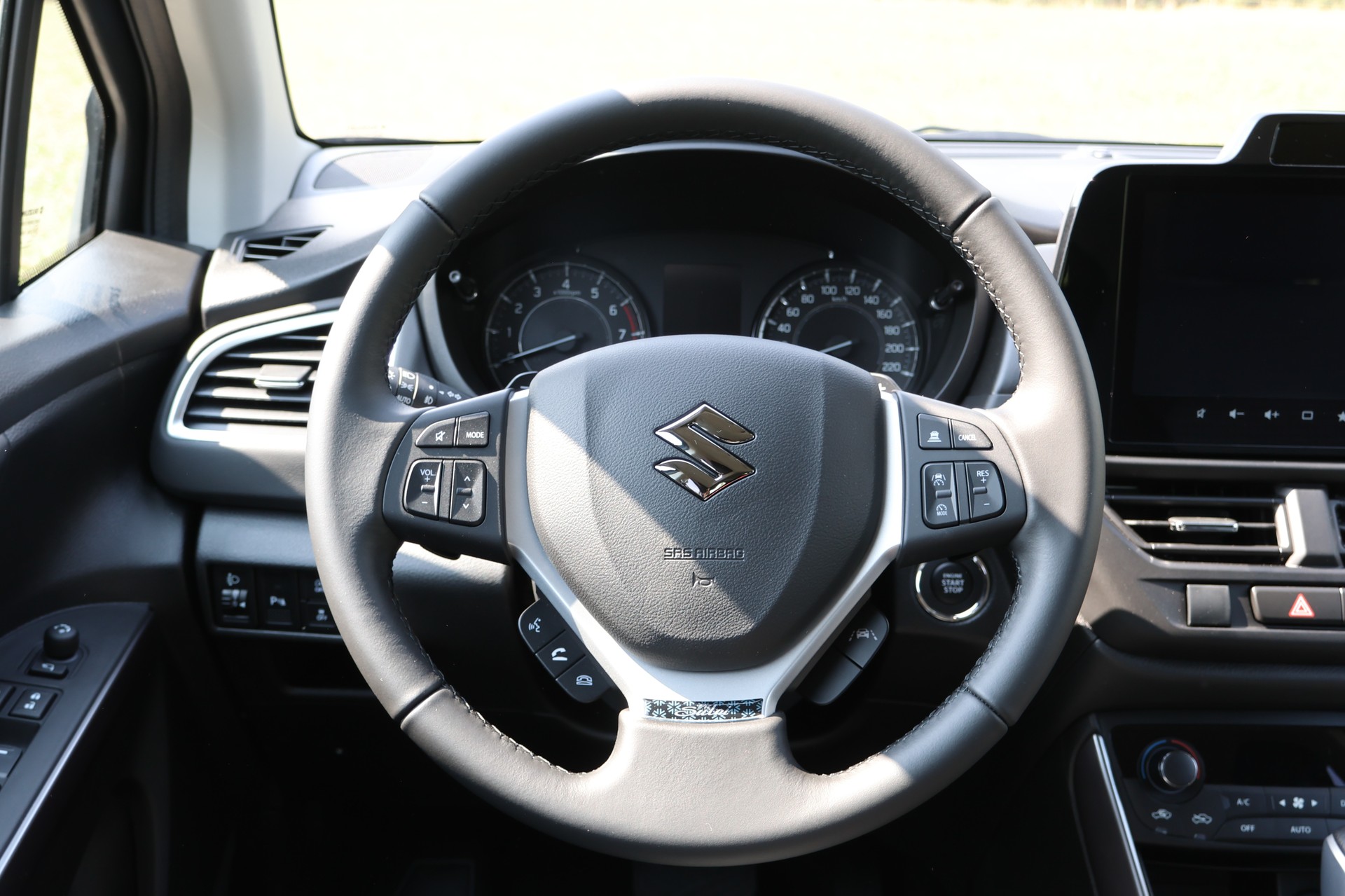 SUZUKI S-Cross 1.4T Compact+Piz Sulai-image-5