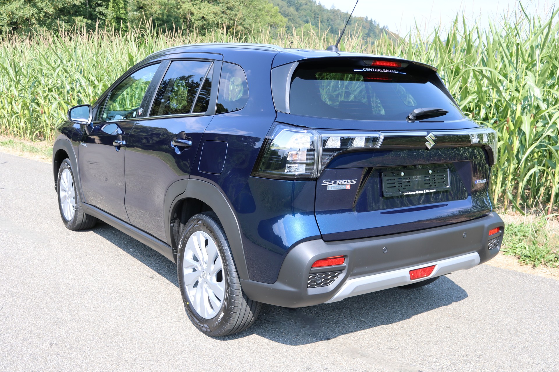 SUZUKI S-Cross 1.4T Compact+Piz Sulai-image-2