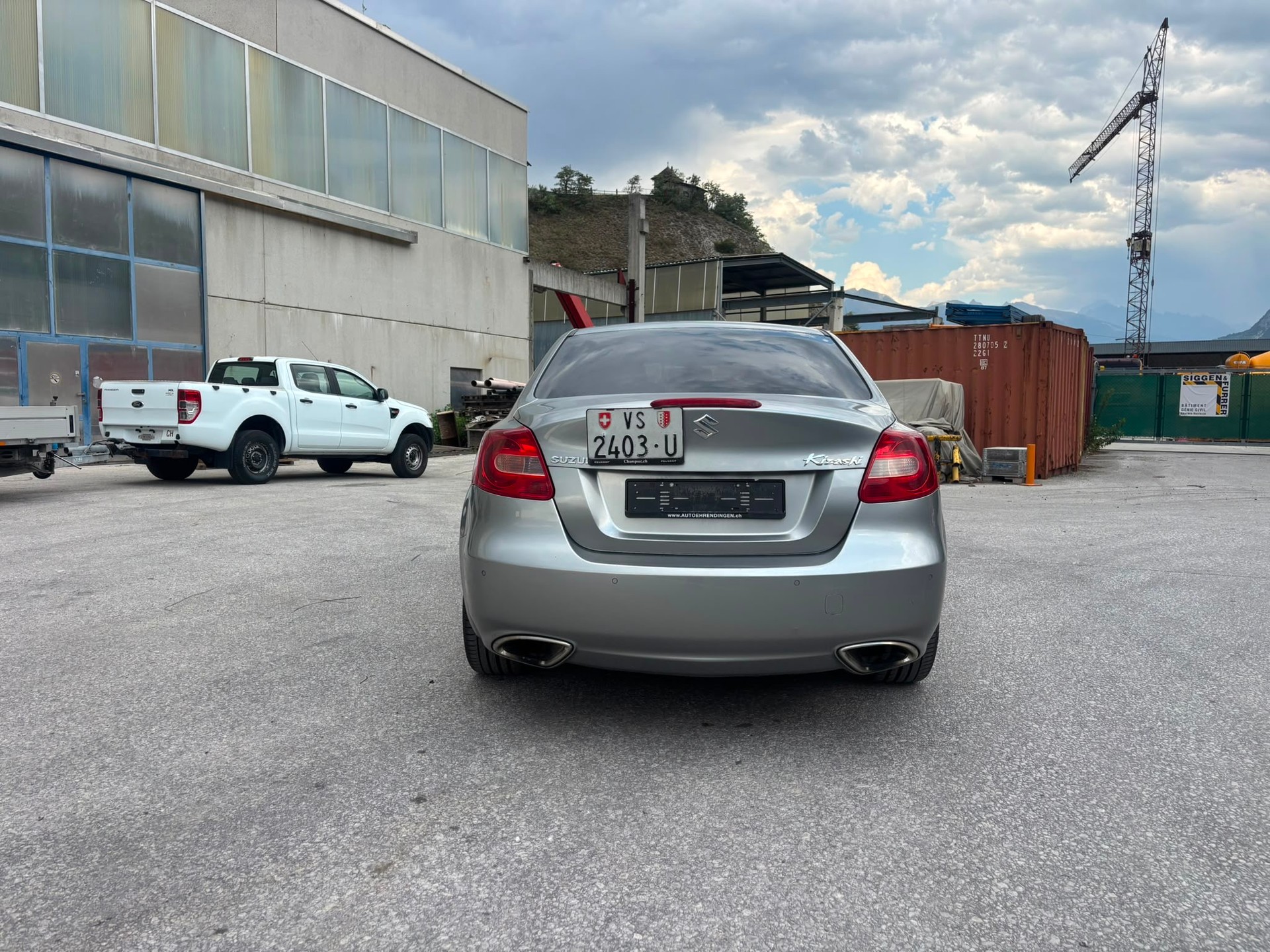 SUZUKI Kizashi 2.4 GL Top 4WD CVT-image-2