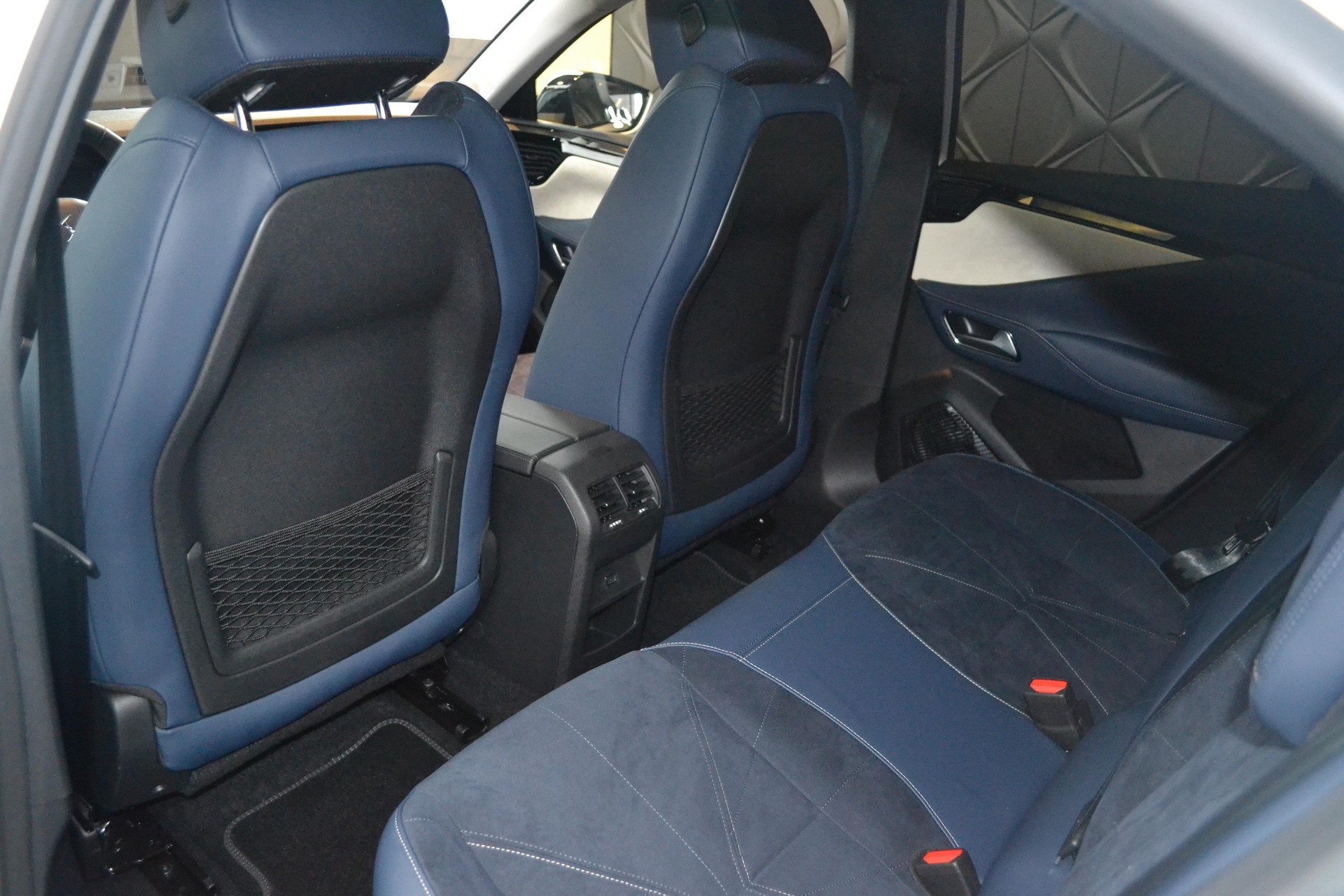 DS AUTOMOBILES E-Tense Jules Verne-image-6