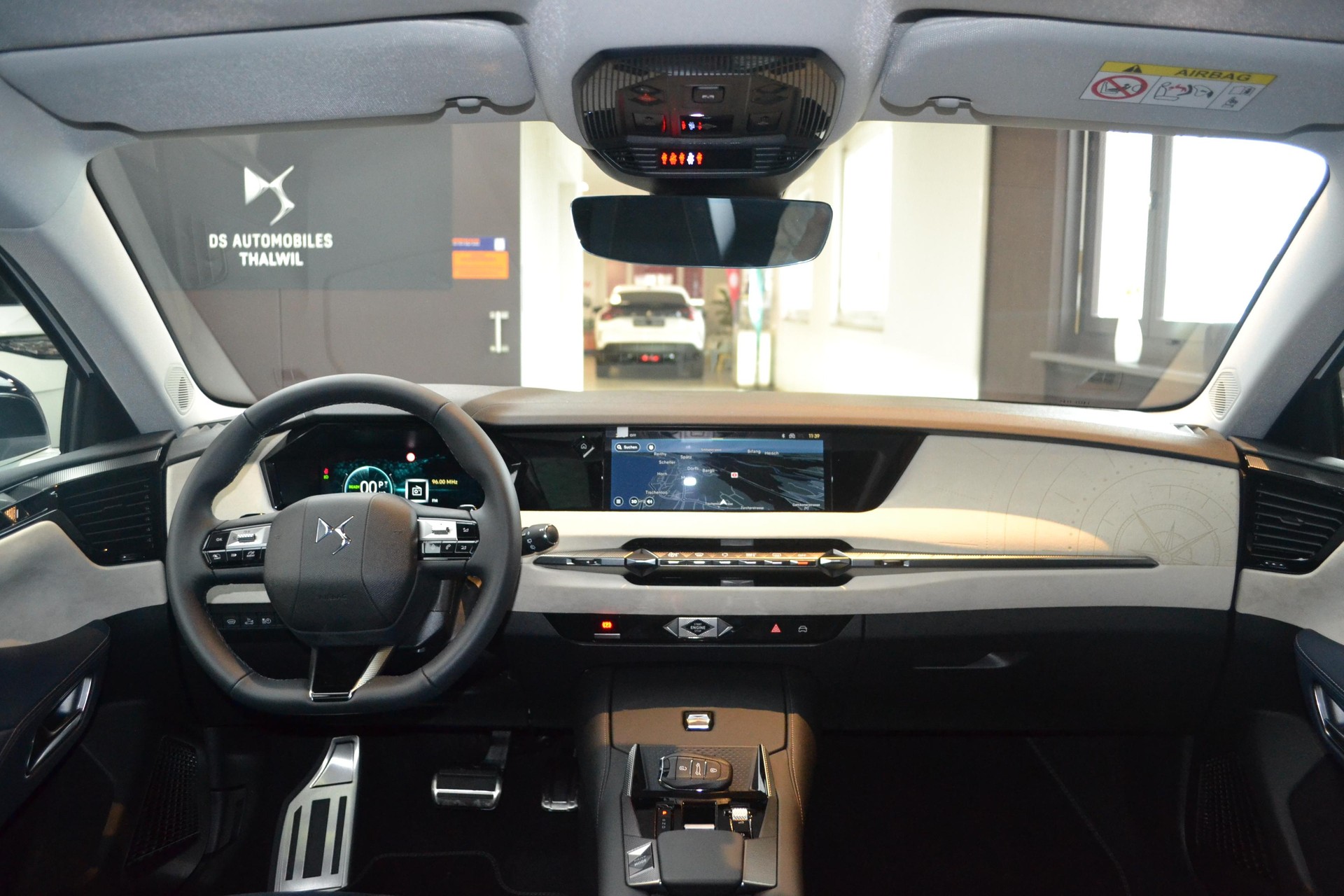 DS AUTOMOBILES E-Tense Jules Verne-image-8