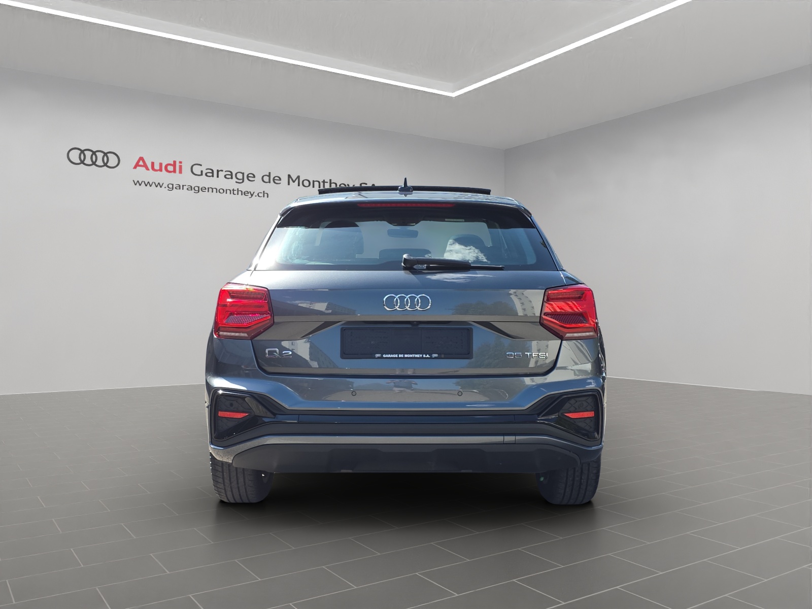 AUDI Q2 35 TFSI S line S-tronic-image-4