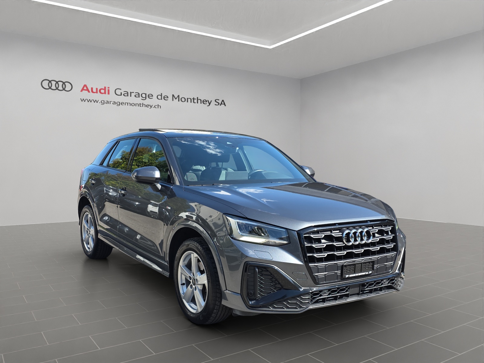 AUDI Q2 35 TFSI S line S-tronic-image-2