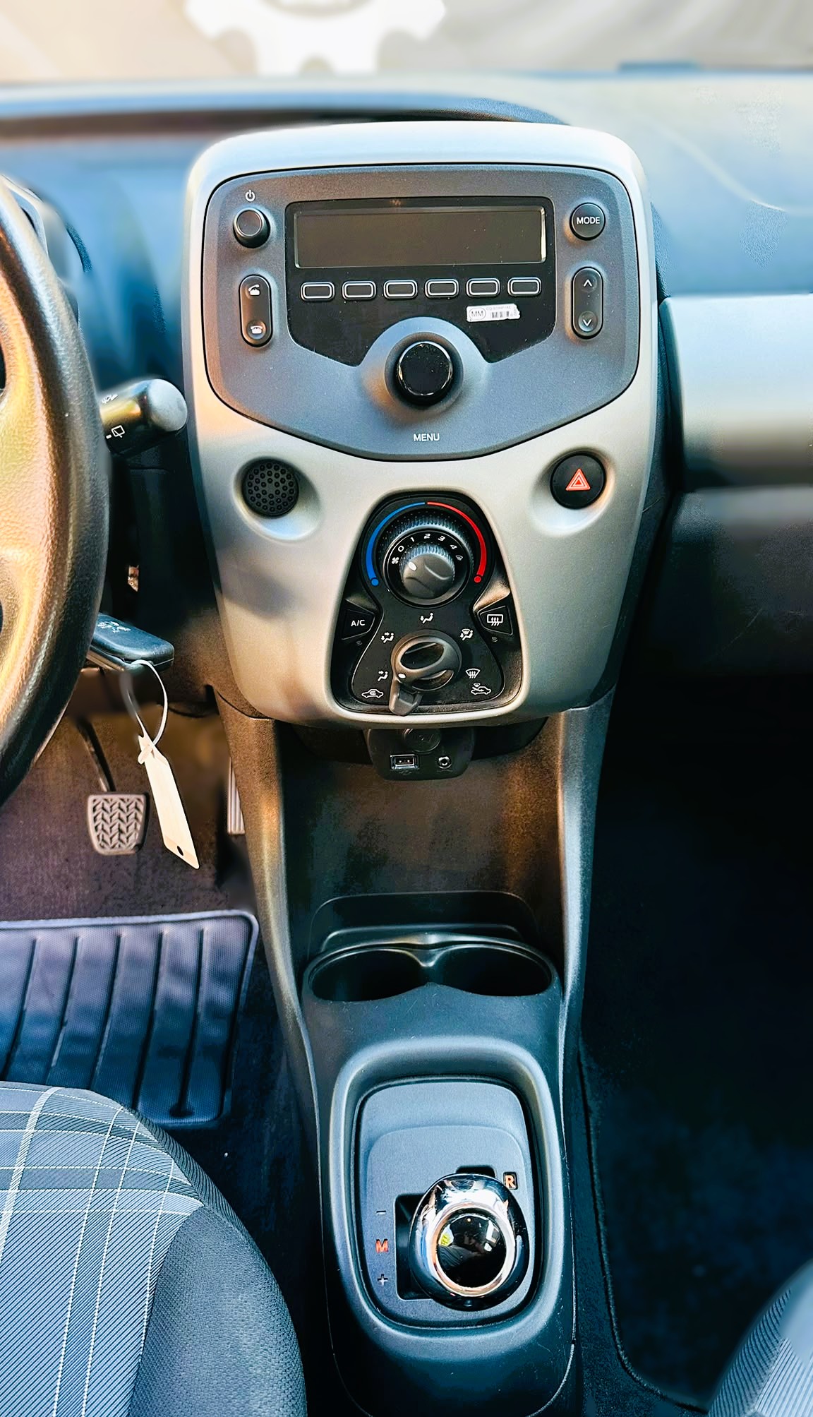PEUGEOT 108 1.0 VTi Active ETG-image-9