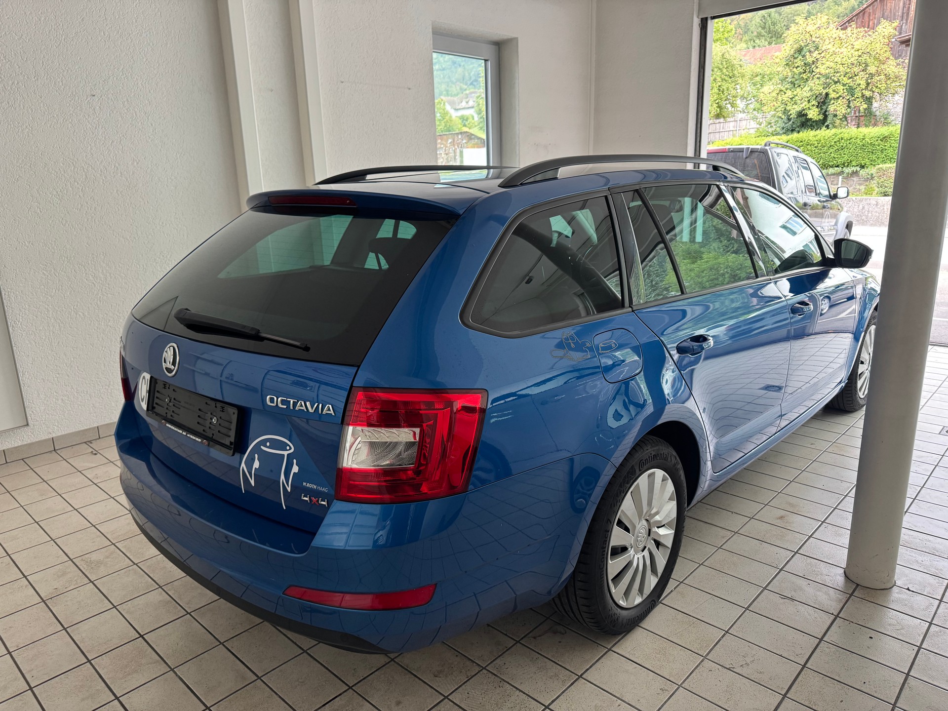 SKODA Octavia Combi 1.8 TSI Ambition 4x4 DSG-image-7