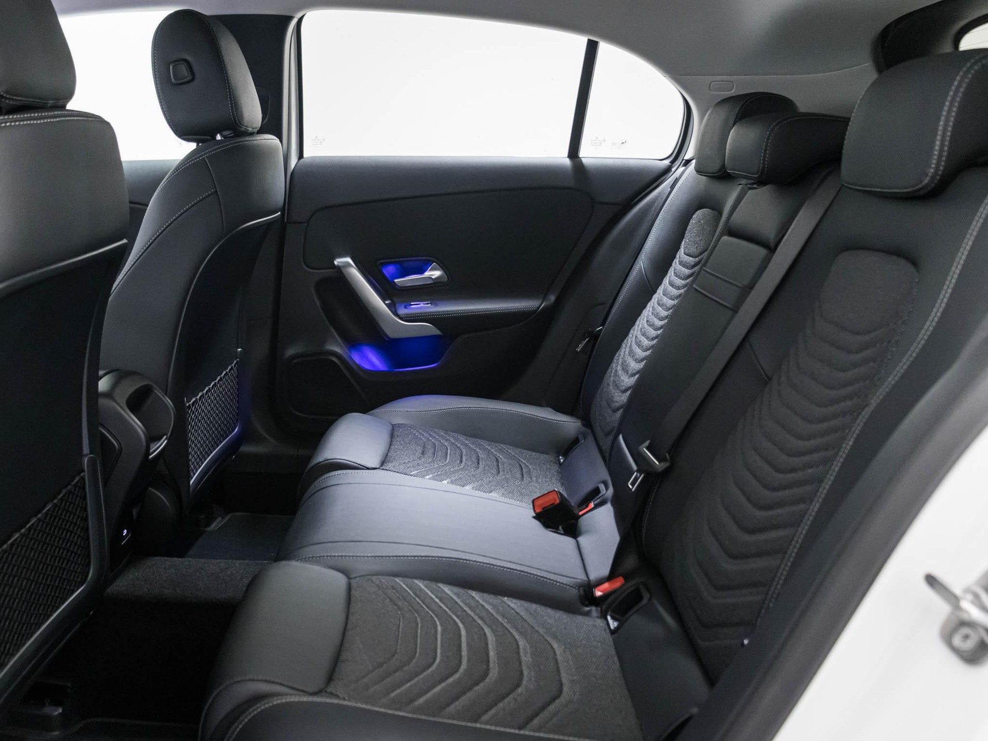 MERCEDES-BENZ A 200 Night Star-image-7