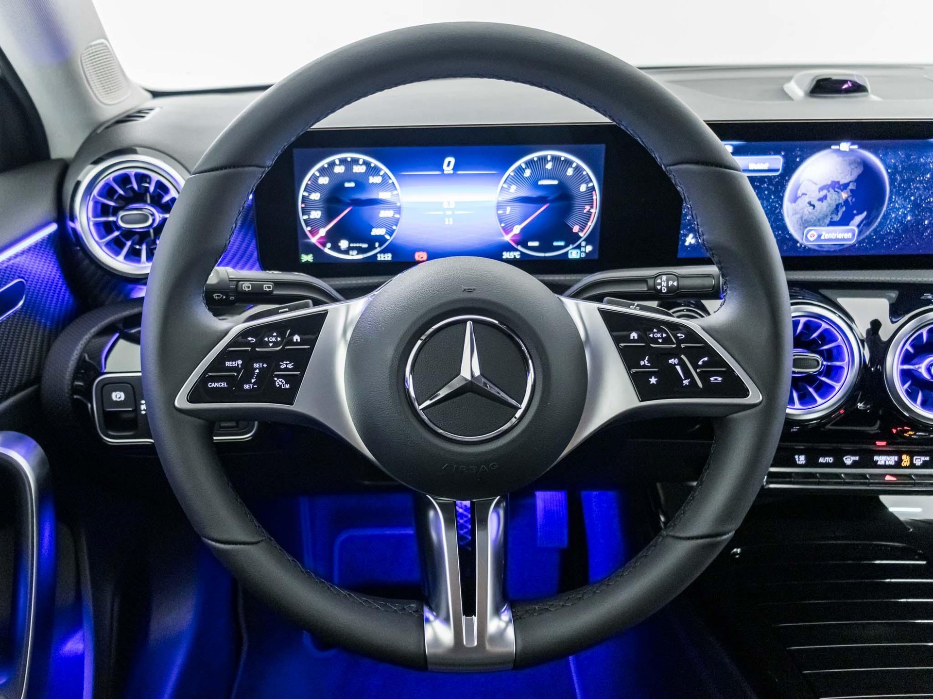MERCEDES-BENZ A 200 Night Star-image-9