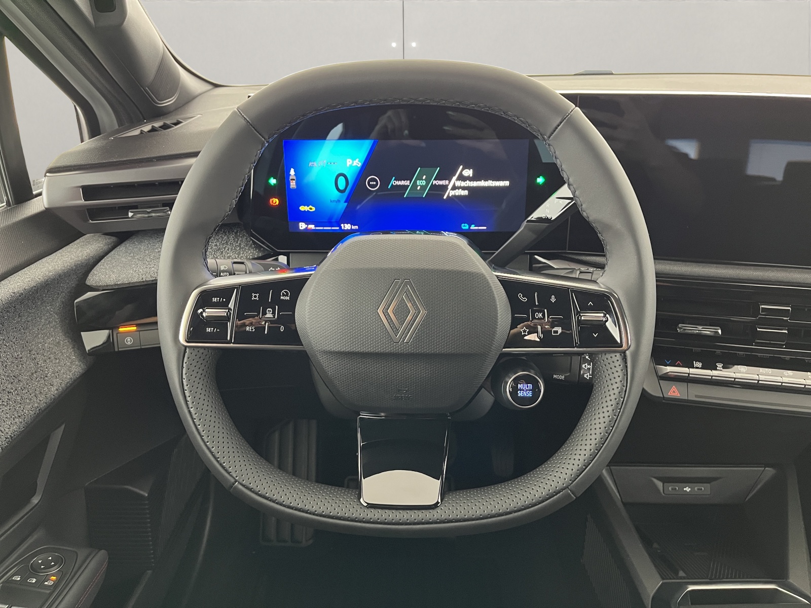 RENAULT Clio 1.8 E-Tech techno-image-9