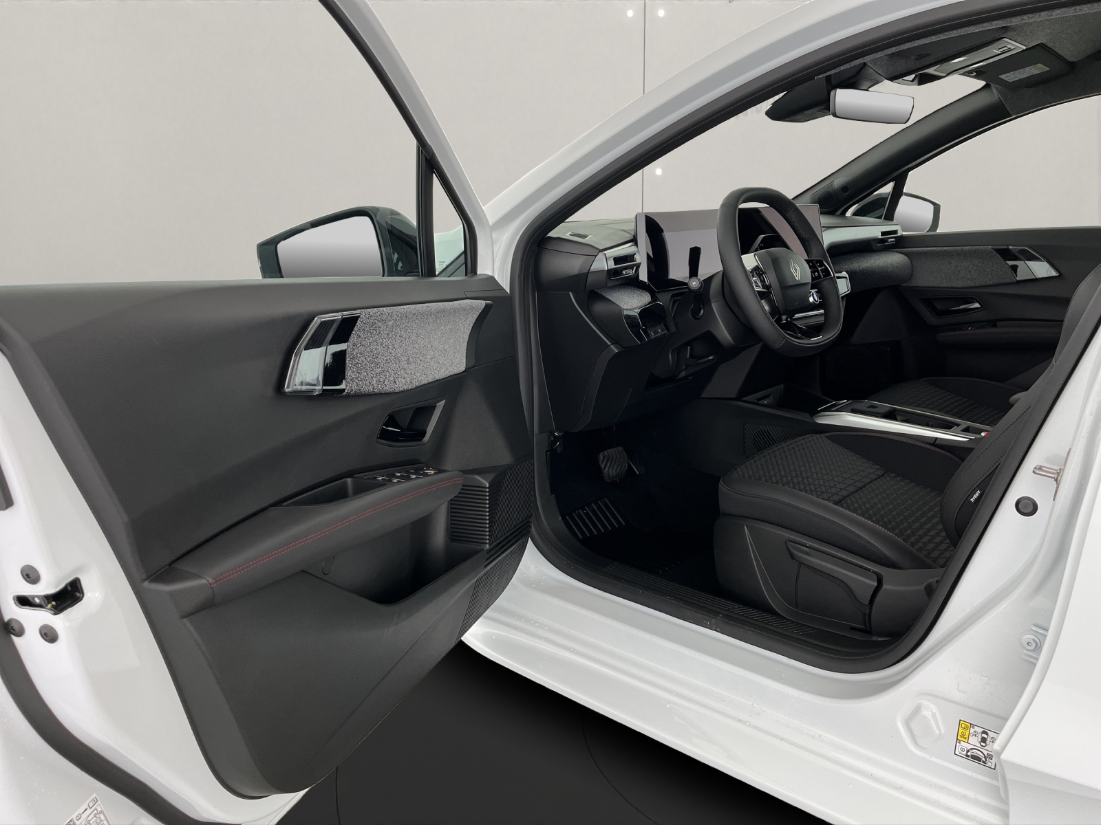 RENAULT Clio 1.8 E-Tech techno-image-6