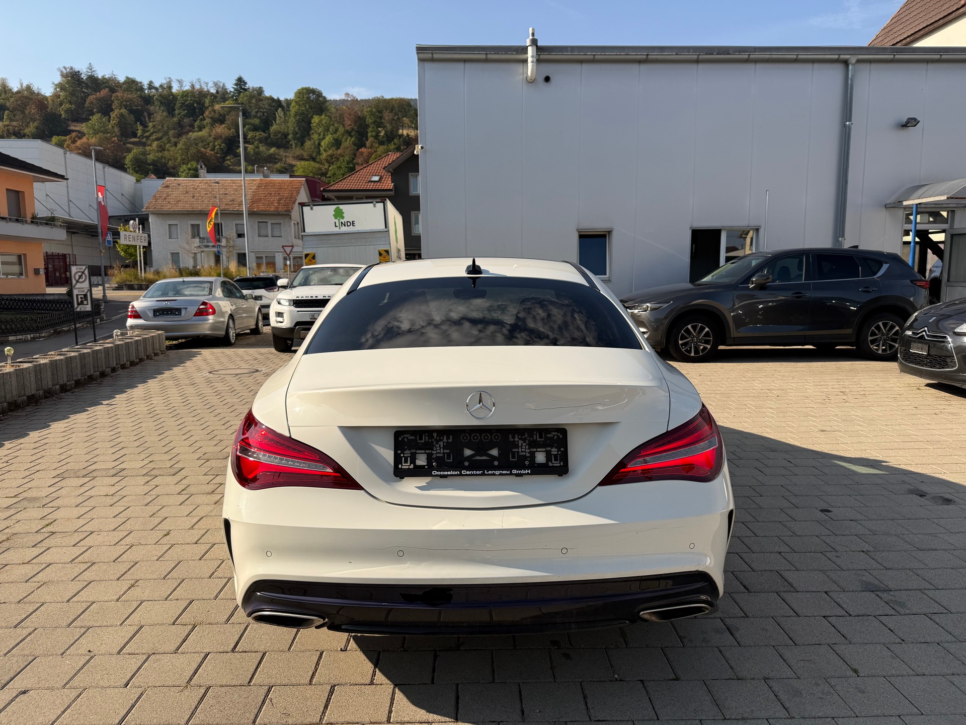 MERCEDES-BENZ CLA 220 d AMG Line 4Matic 7G-DCT-image-15