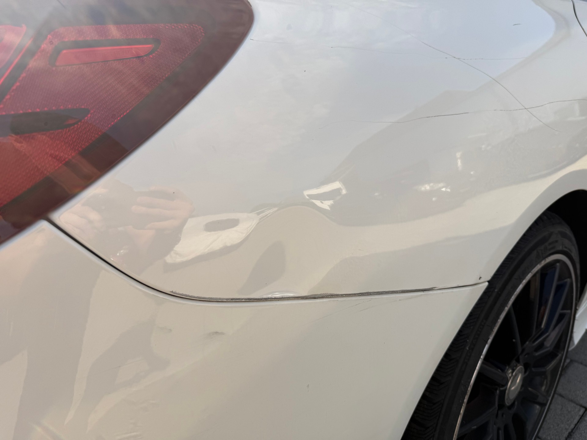 MERCEDES-BENZ CLA 220 d AMG Line 4Matic 7G-DCT-image-13