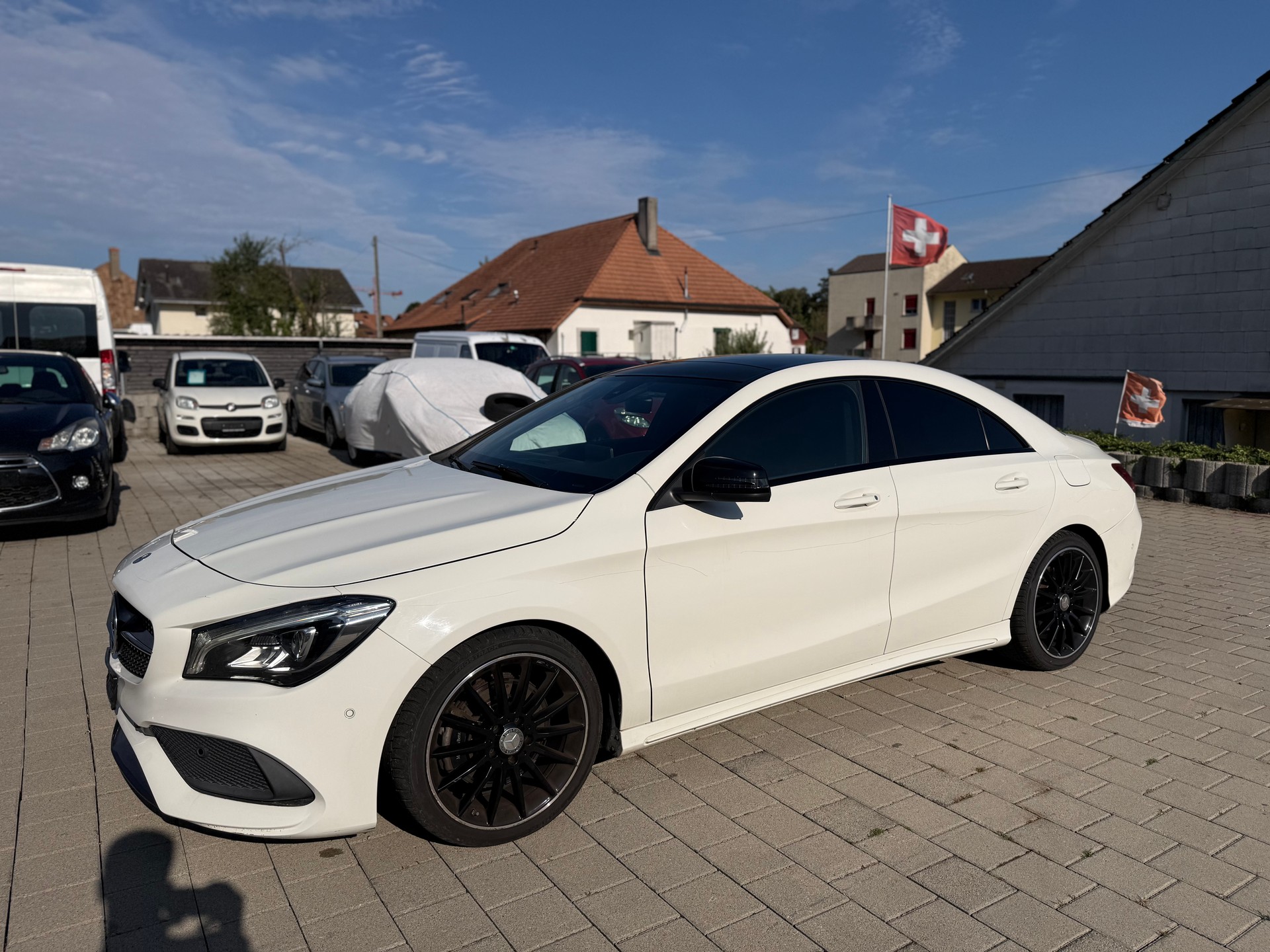 MERCEDES-BENZ CLA 220 d AMG Line 4Matic 7G-DCT-image-22