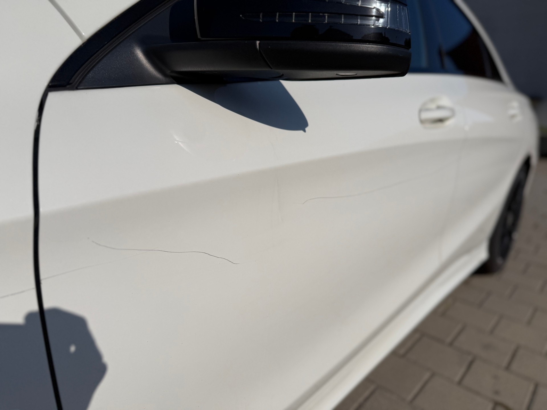 MERCEDES-BENZ CLA 220 d AMG Line 4Matic 7G-DCT-image-24