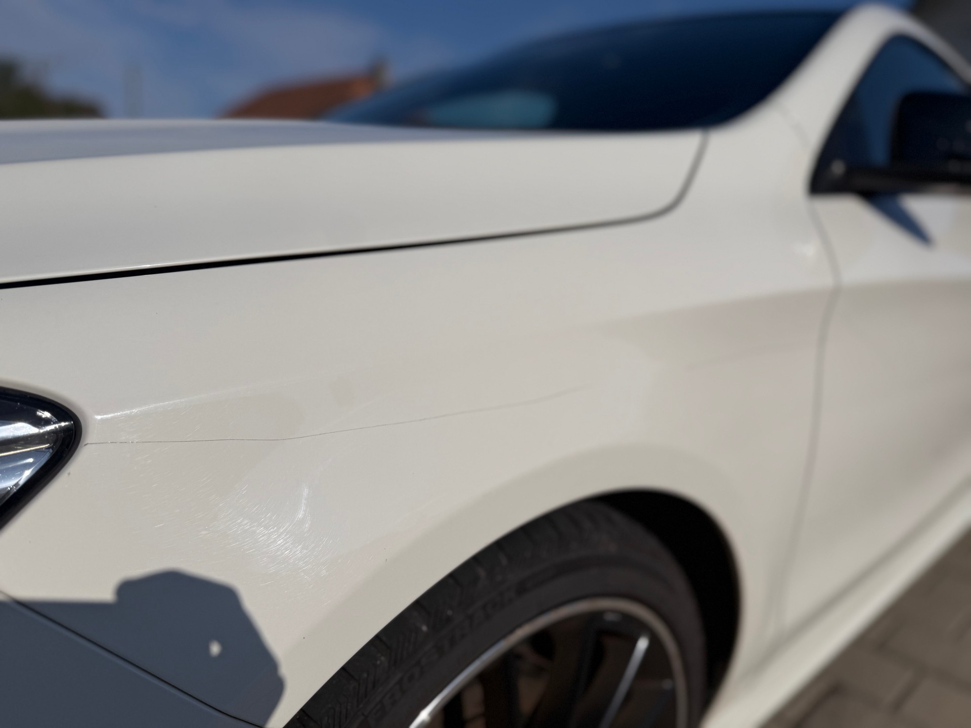 MERCEDES-BENZ CLA 220 d AMG Line 4Matic 7G-DCT-image-23