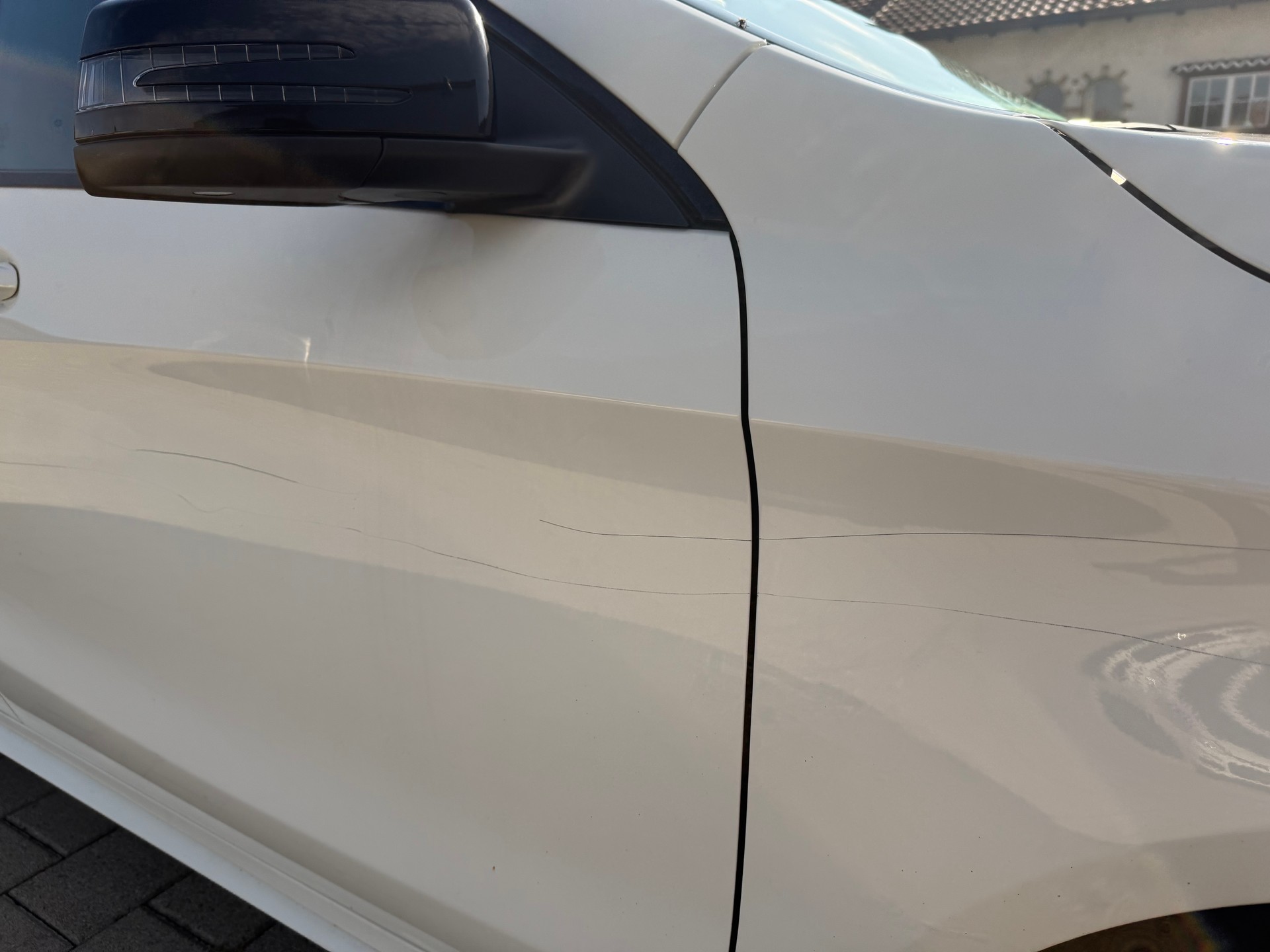 MERCEDES-BENZ CLA 220 d AMG Line 4Matic 7G-DCT-image-8