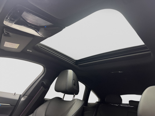 BMW i4 M50-image-11