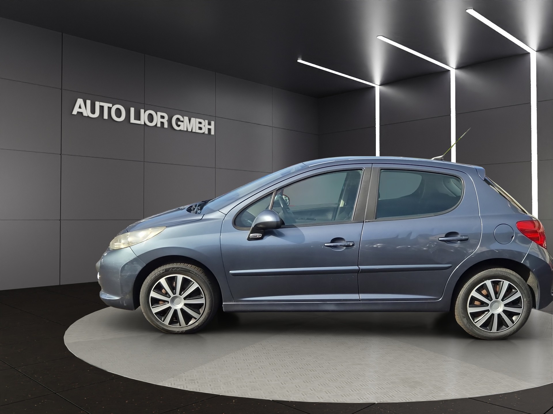 PEUGEOT 207 1.6 16V XT-image-2