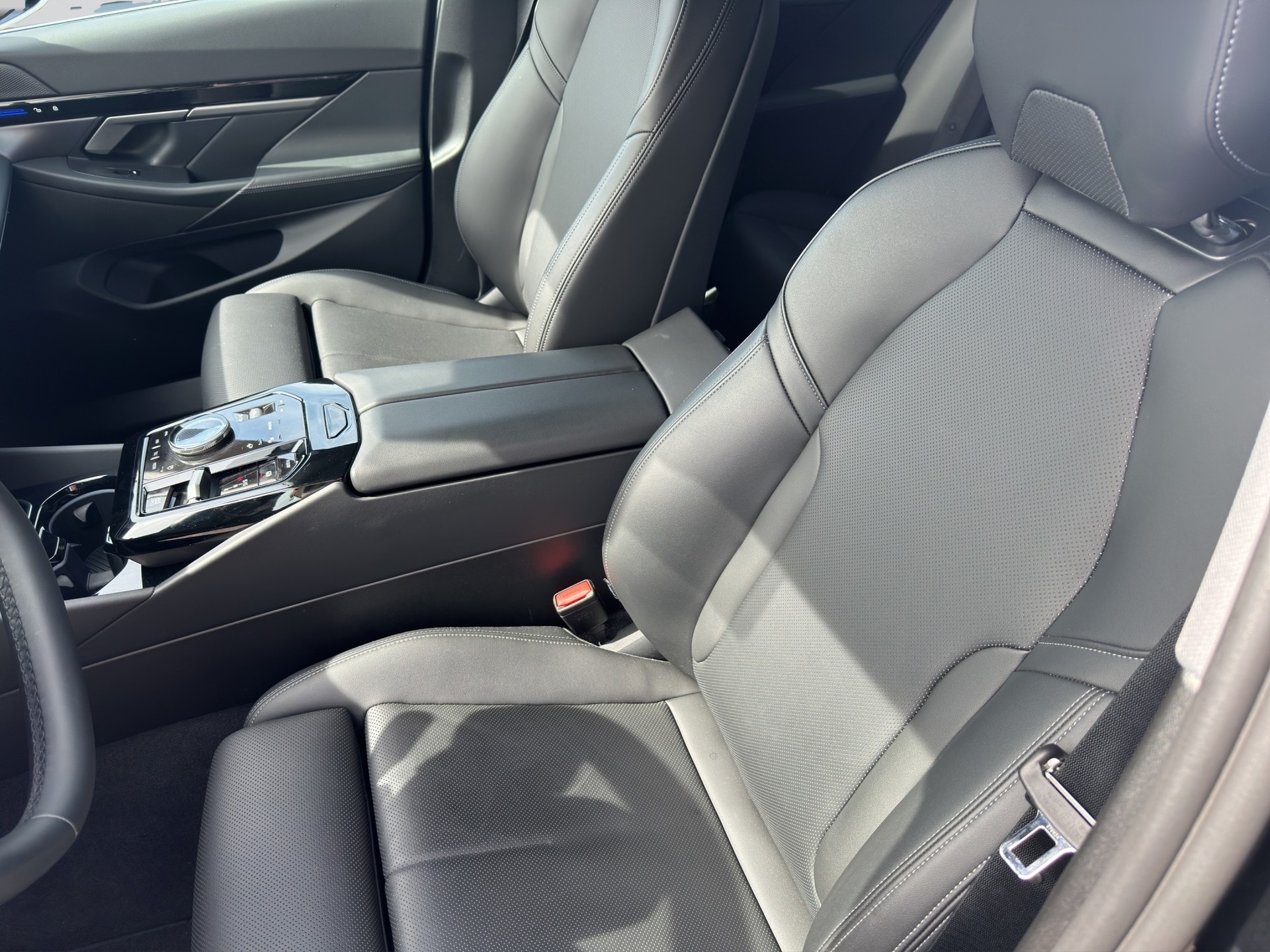 BMW 520i Steptronic-image-5