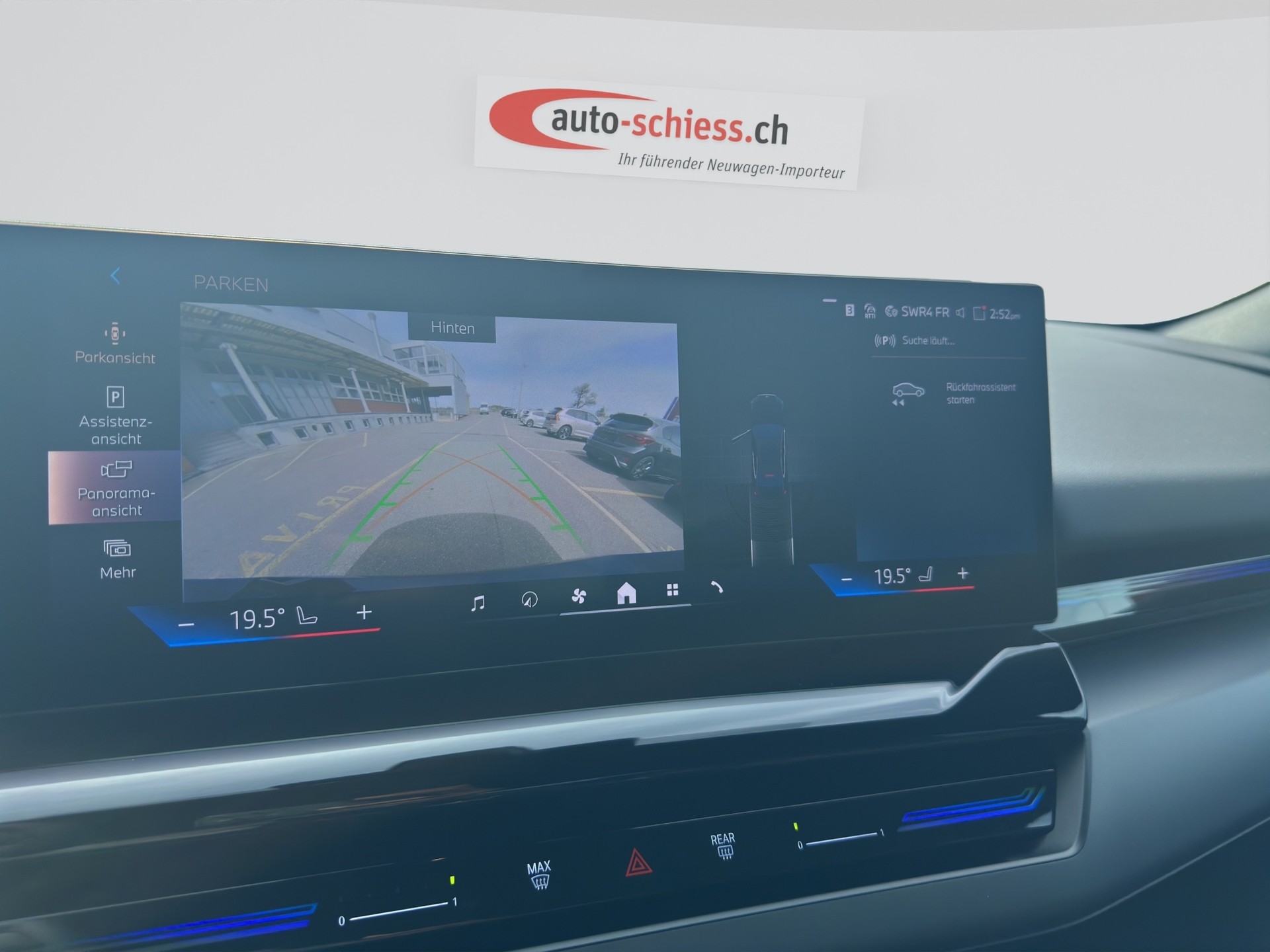 BMW 520i Steptronic-image-13