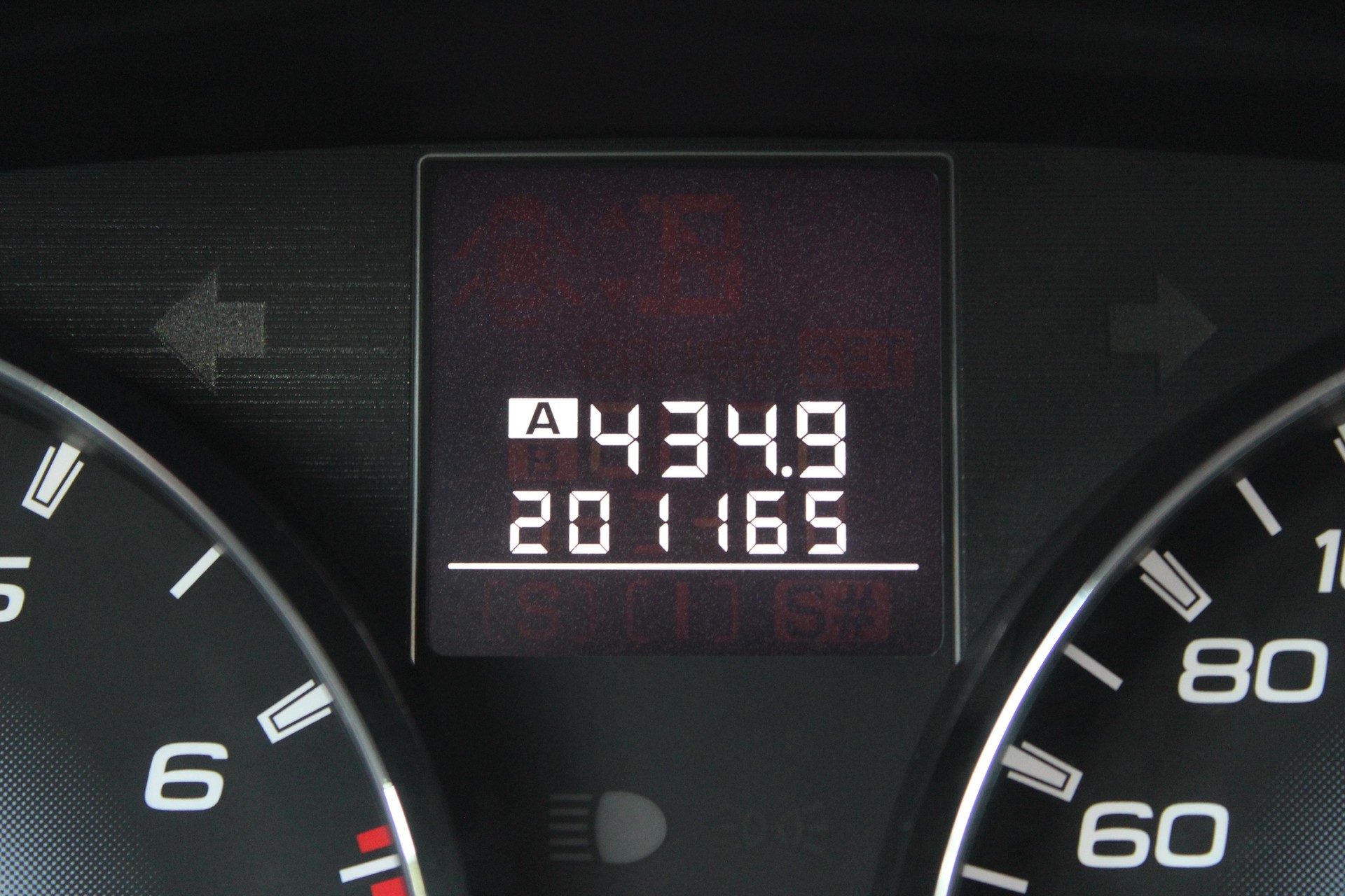 SUBARU Outback 2.5i Swiss-image-9