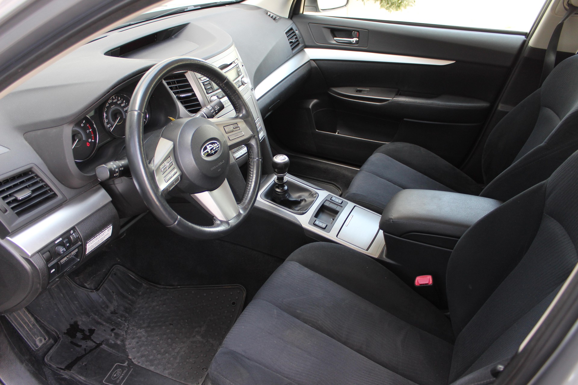 SUBARU Outback 2.5i Swiss-image-6