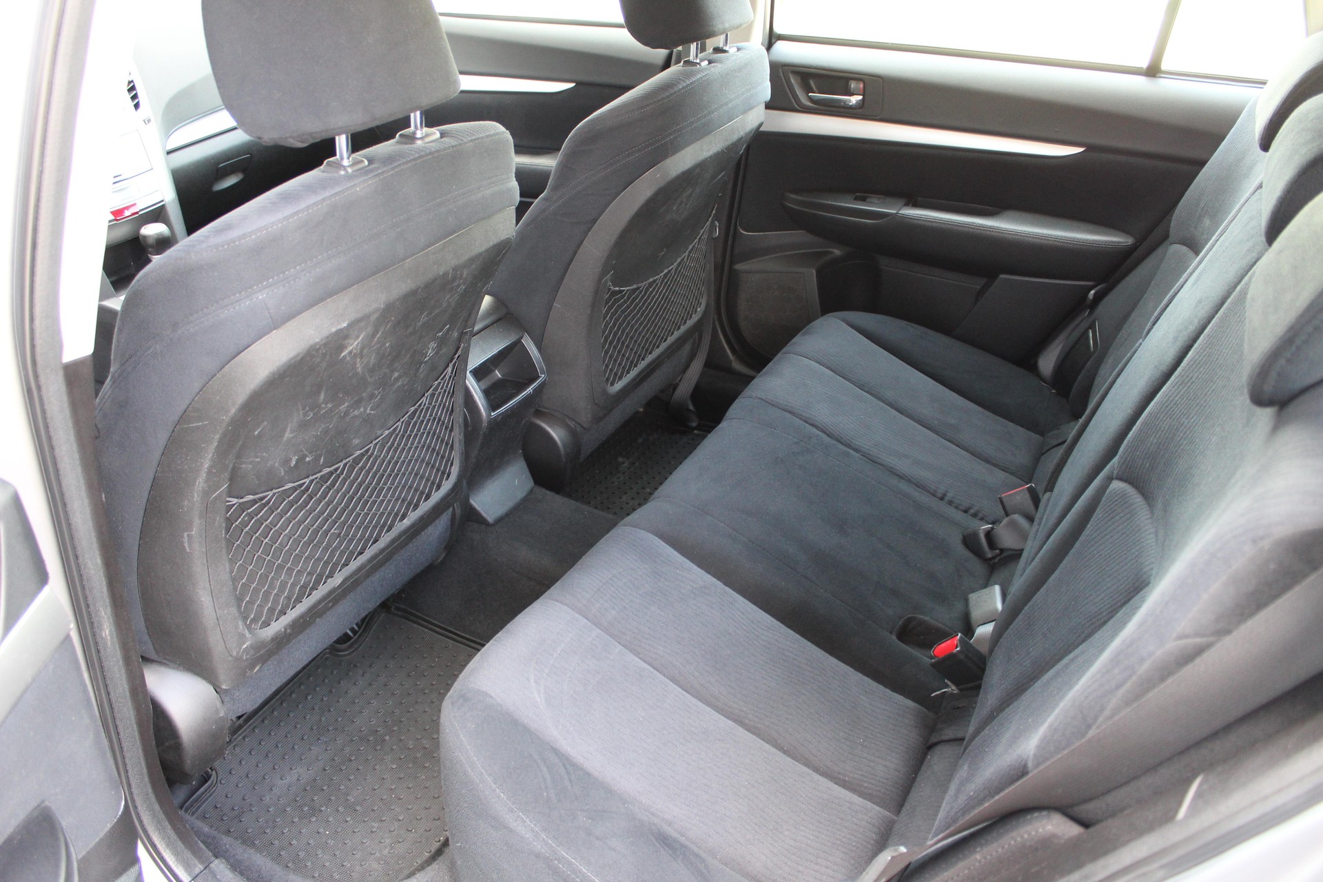 SUBARU Outback 2.5i Swiss-image-8