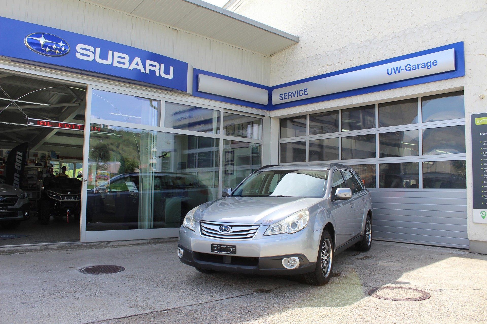 SUBARU Outback 2.5i Swiss-image-0