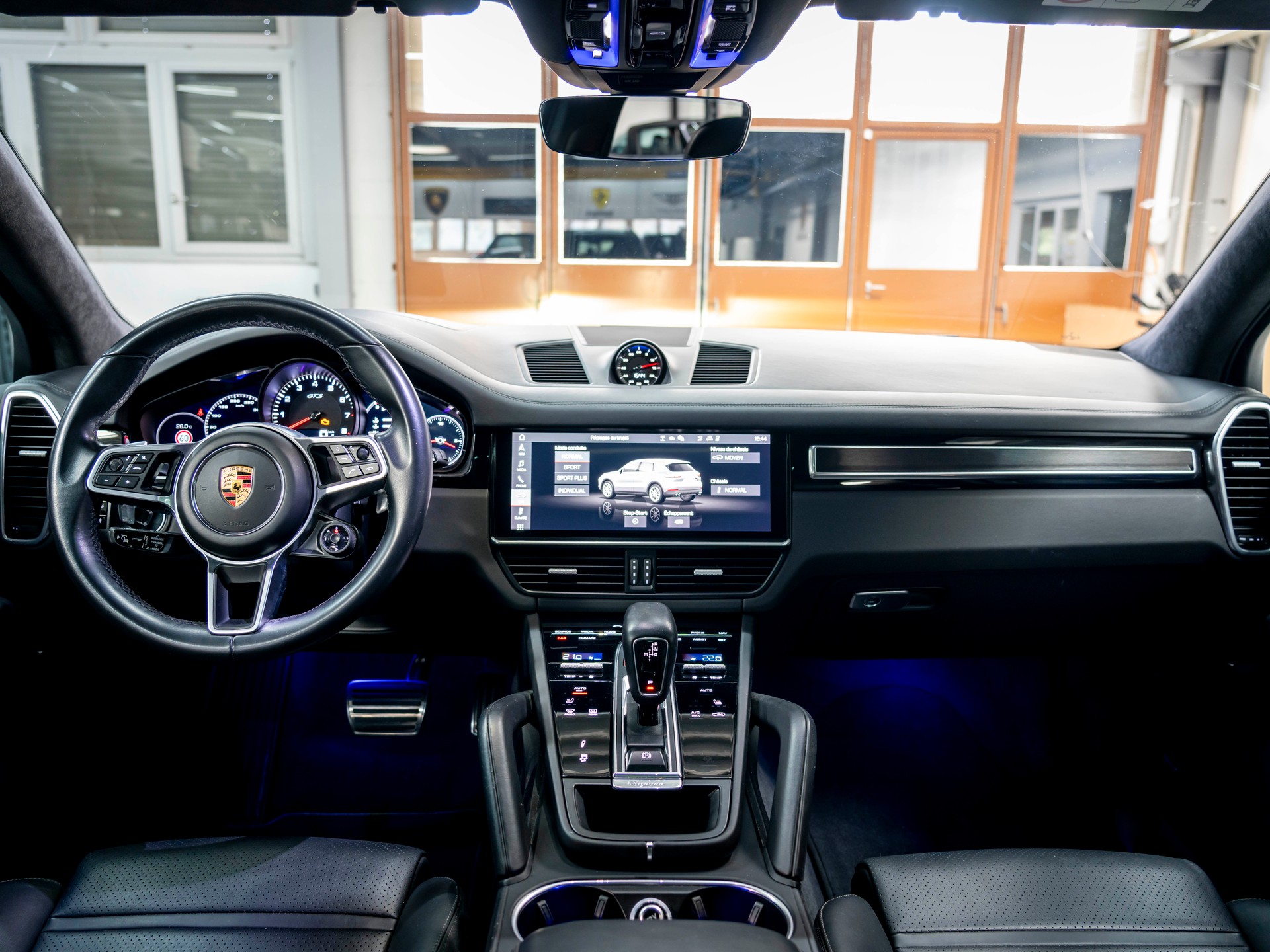 PORSCHE Cayenne GTS-image-24