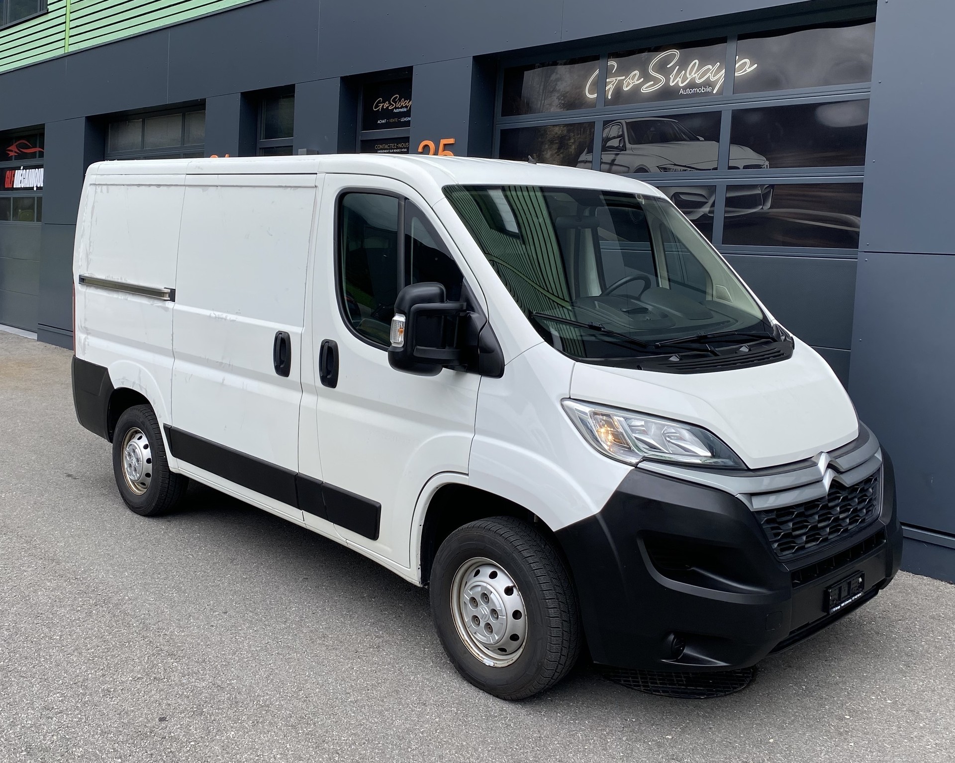 CITROEN Jumper 30 2.0 BlueHDi 130 Attraction L1H2-image-0