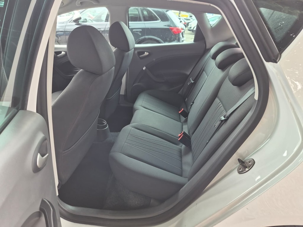 SEAT Ibiza 1.2 TSI Style DSG-image-8