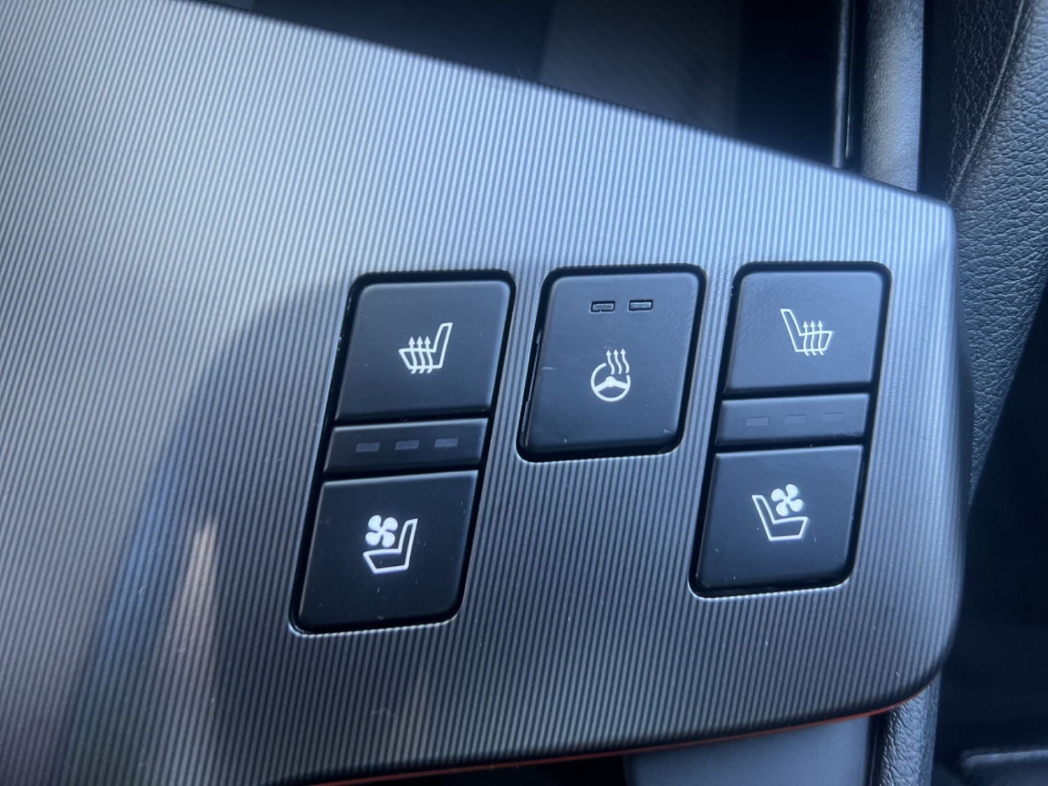KIA Sportage 1.6 T-GDi Hybrid GT-Line-image-14