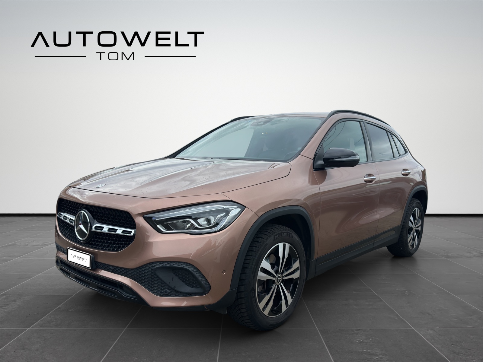 MERCEDES-BENZ GLA 200 Progressive 7G-DCT-image-0
