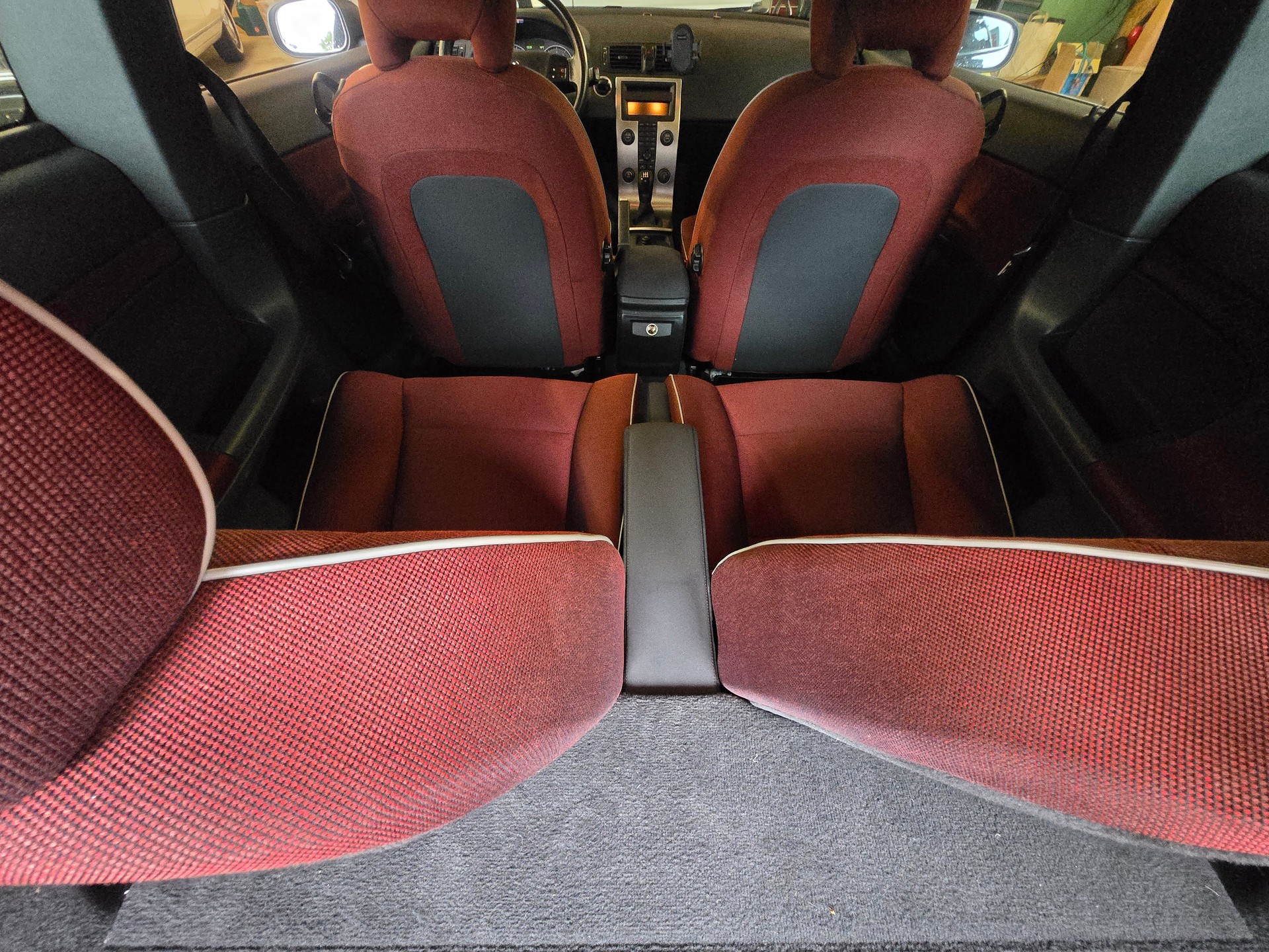 VOLVO C30 2.0-image-13