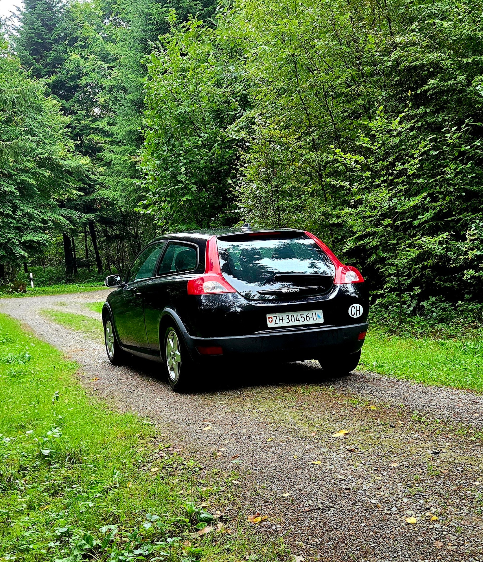 VOLVO C30 2.0-image-1
