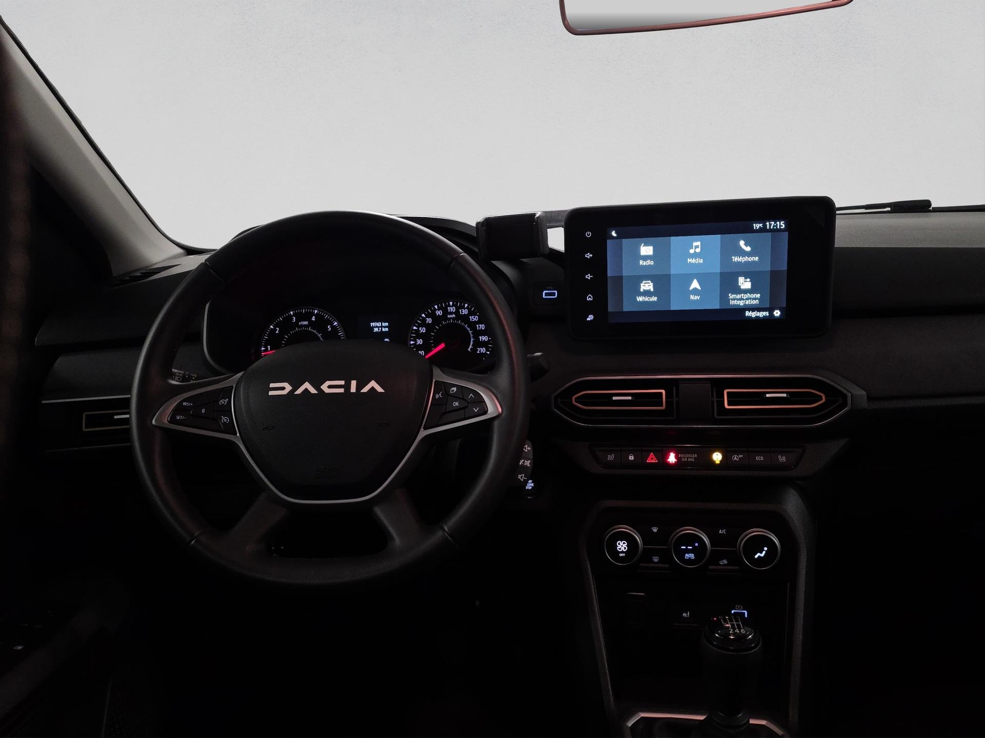 DACIA Sandero Stepway TCe 110 Extreme+-image-13