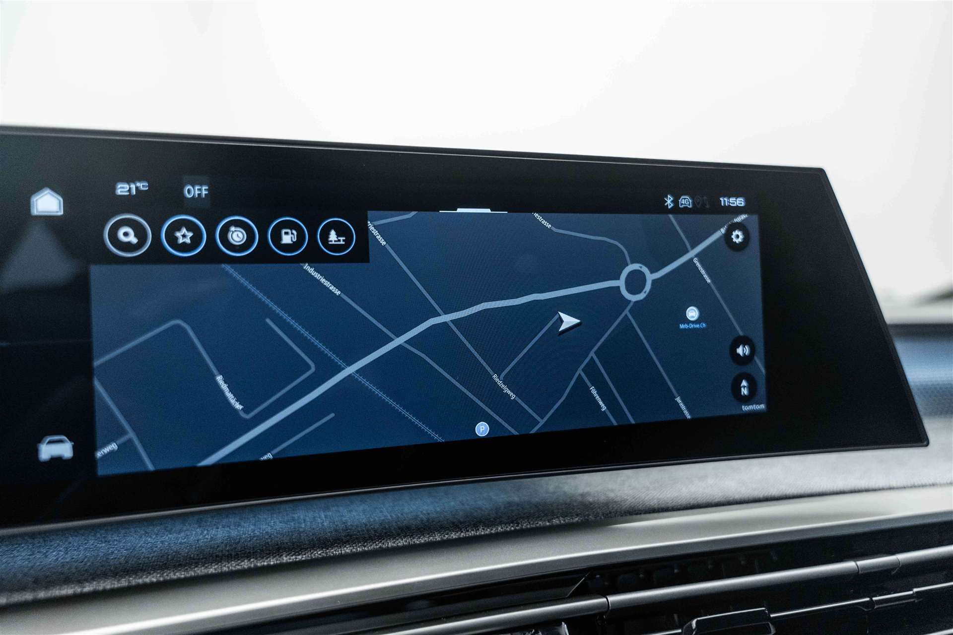 PEUGEOT 3008 145 GT Hybrid e-DCS-Automat-image-19