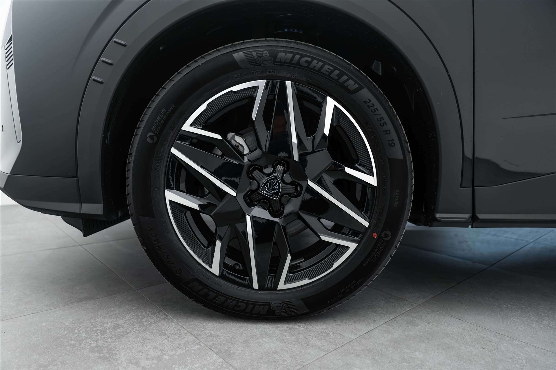 PEUGEOT 3008 145 GT Hybrid e-DCS-Automat-image-5