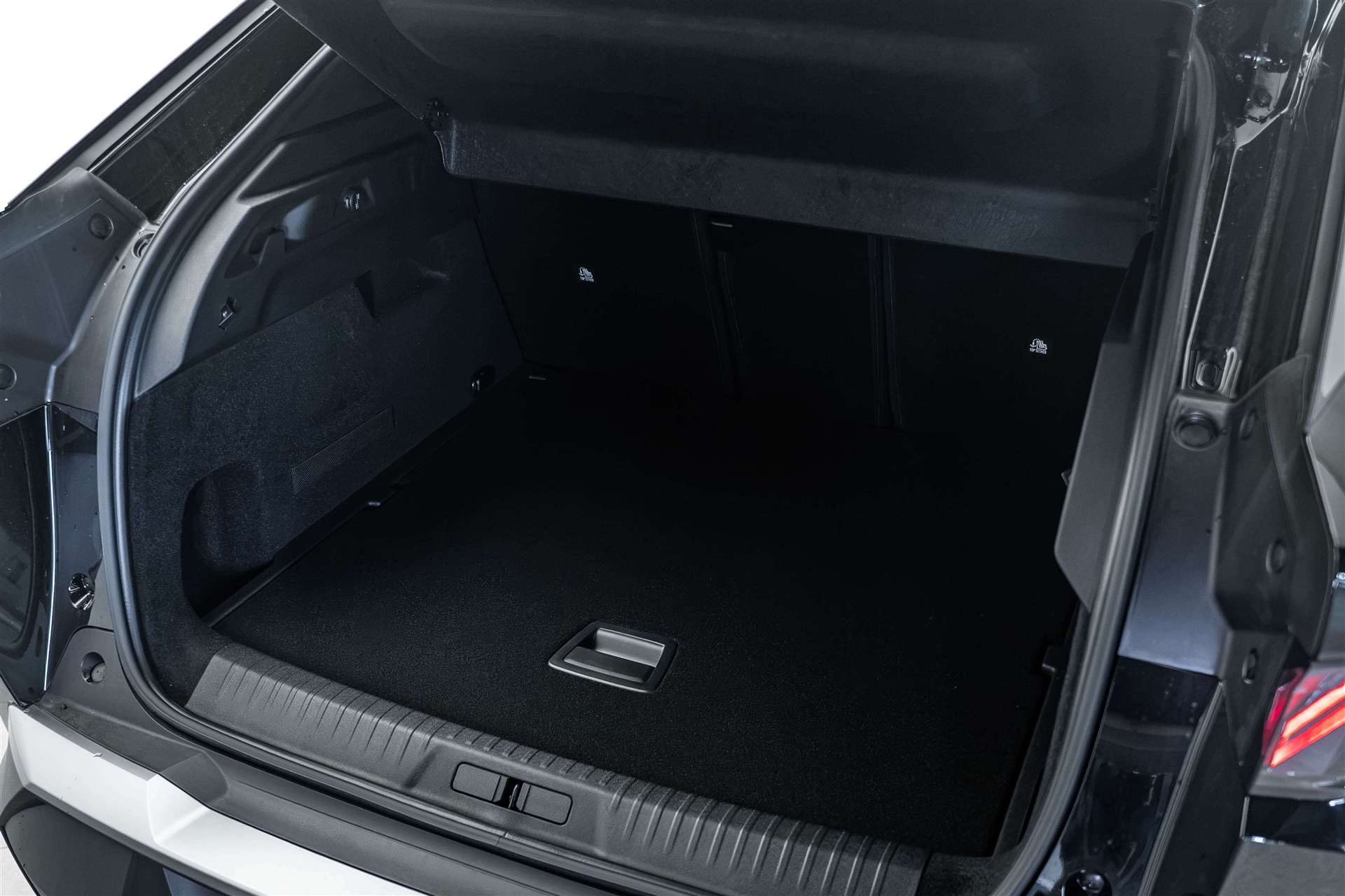 PEUGEOT 3008 145 GT Hybrid e-DCS-Automat-image-4