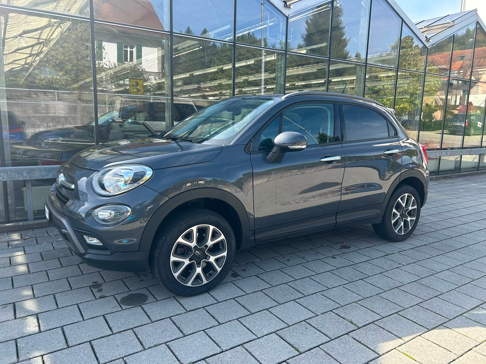 FIAT 500X 1.4T Cross 4x4 Automatic-image-2